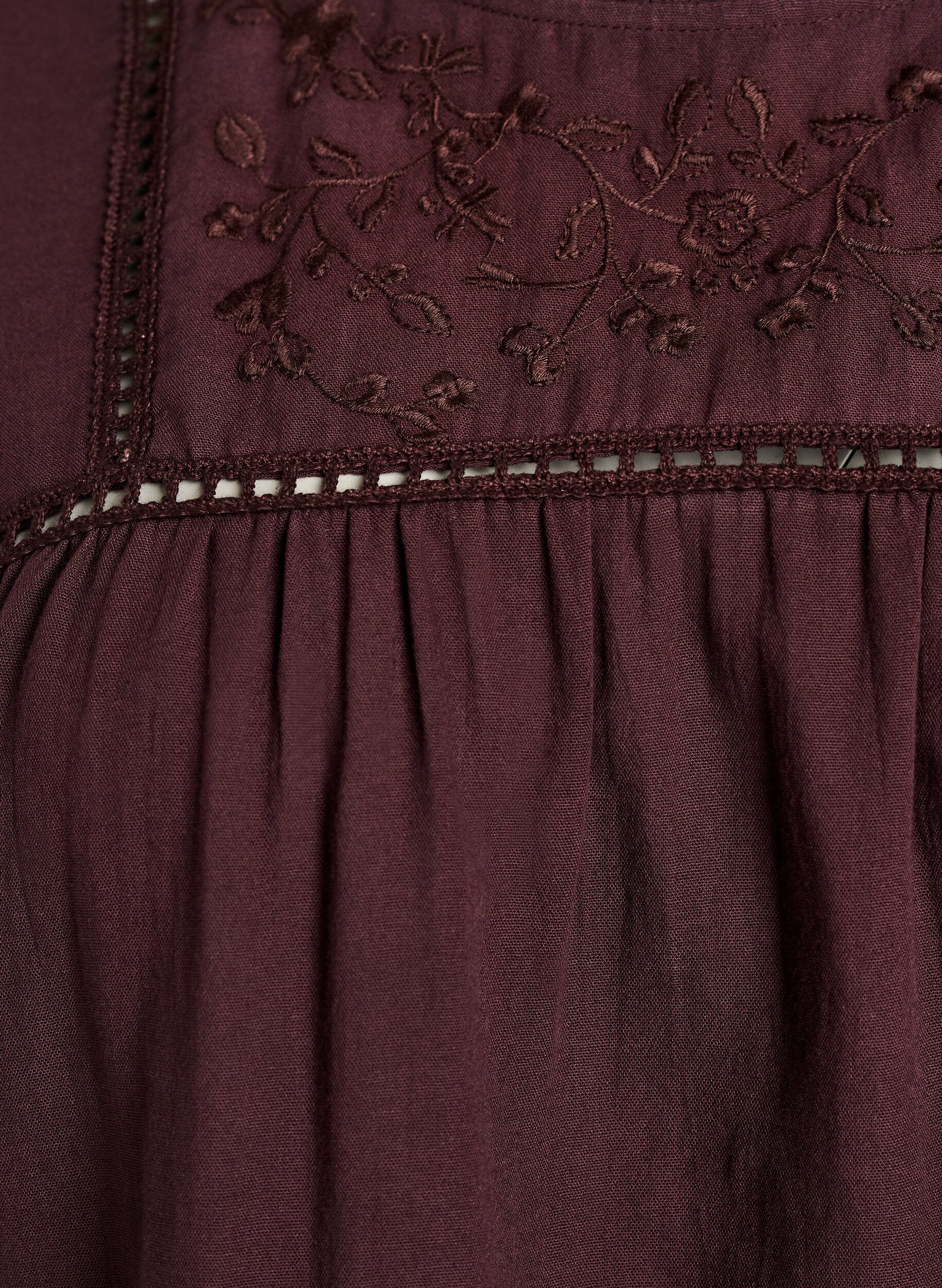 ZizziBluse mit Stickerei und Lochstickerei, Dunkles Bordeaux, Packshot image number 2