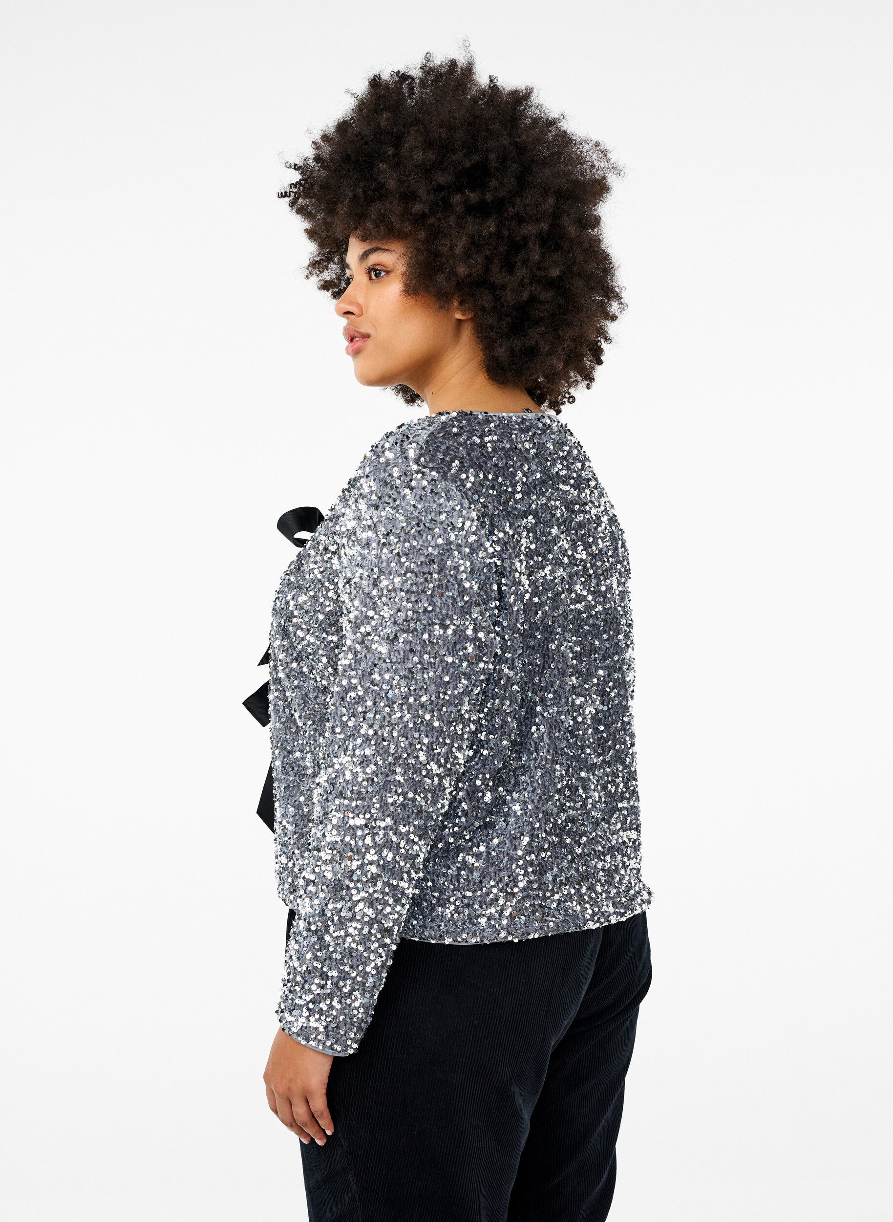 Zizzi Paillettenbluse mit Bindedetails, Silver, Model image number 1