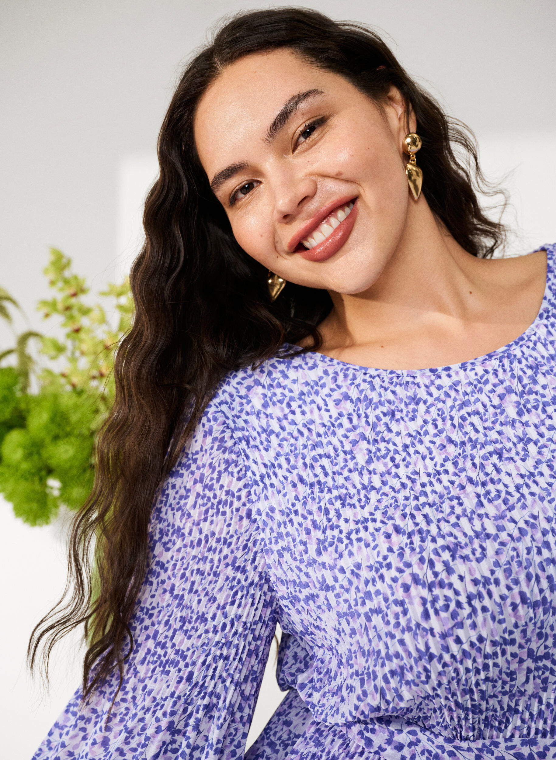 Zizzi Blumen-Plissee-Kleid mit Kordelzug, Small Flower AOP, Image image number 0