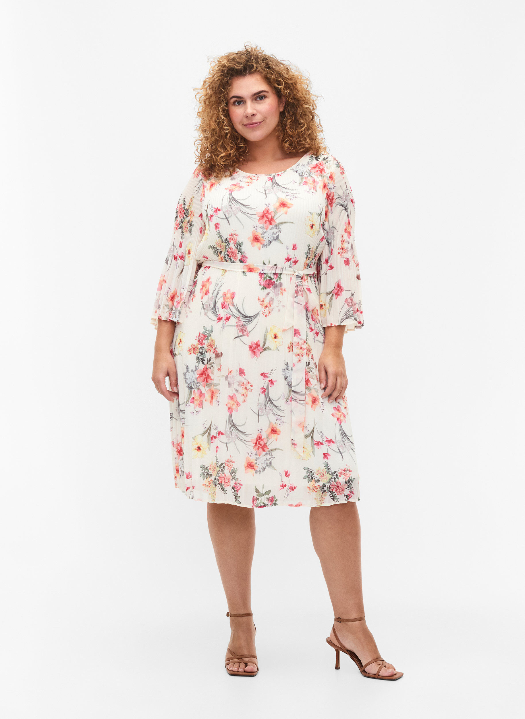 Zizzi Plisseekleid mit Bindeband und Print, Sugar Swizzle Flower, Model image number 2