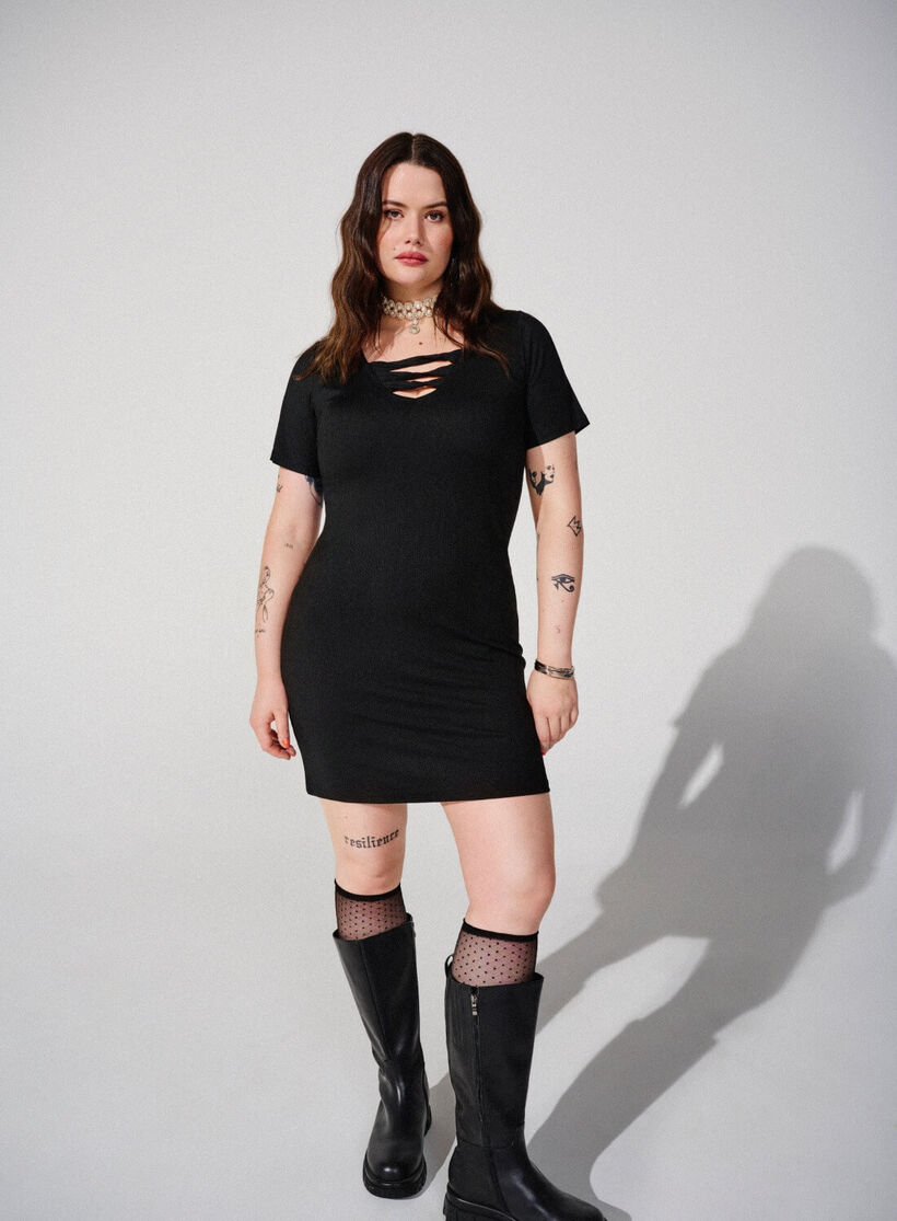 Schwarzes Kleid, , Model, 1