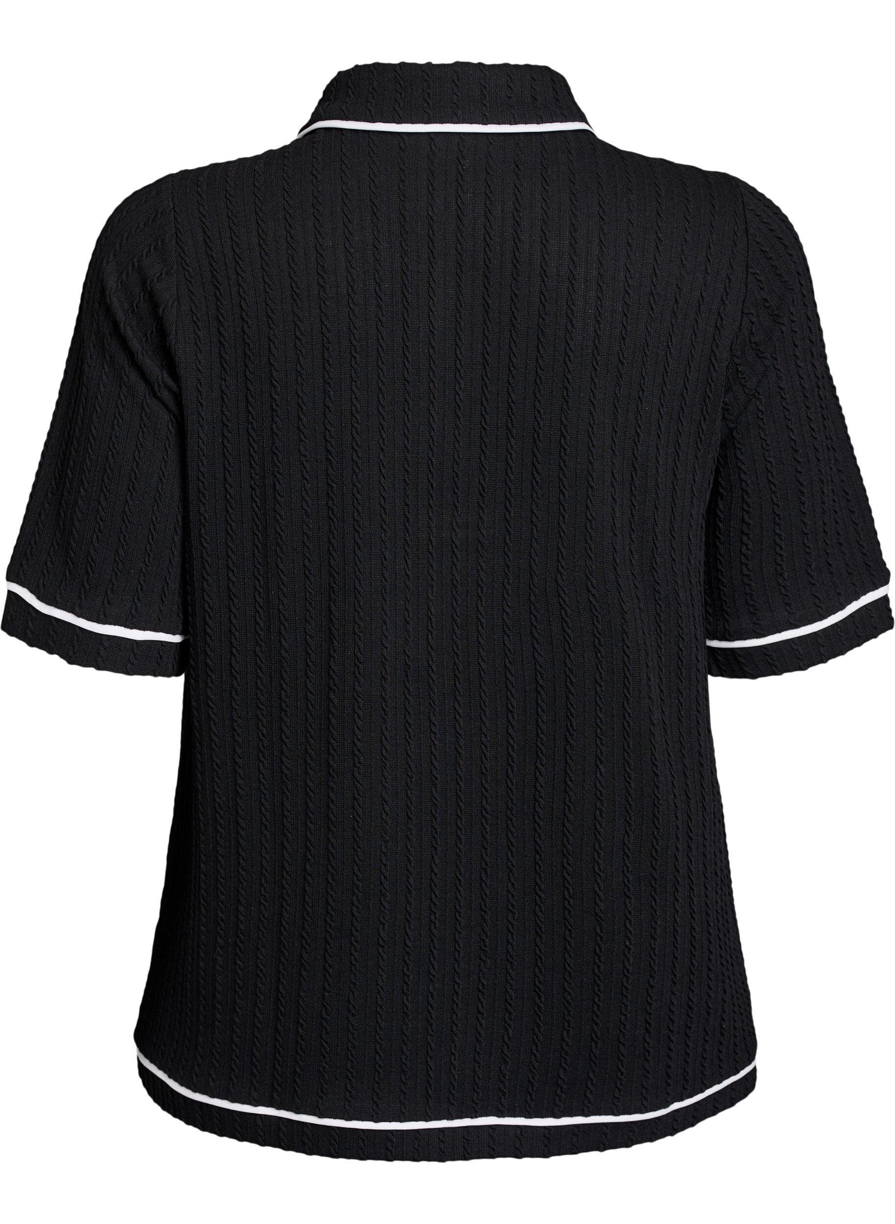 Zizzi Poloshirt aus texturiertem Jersey mit Kontrastborten, Schwarz, Packshot image number 1