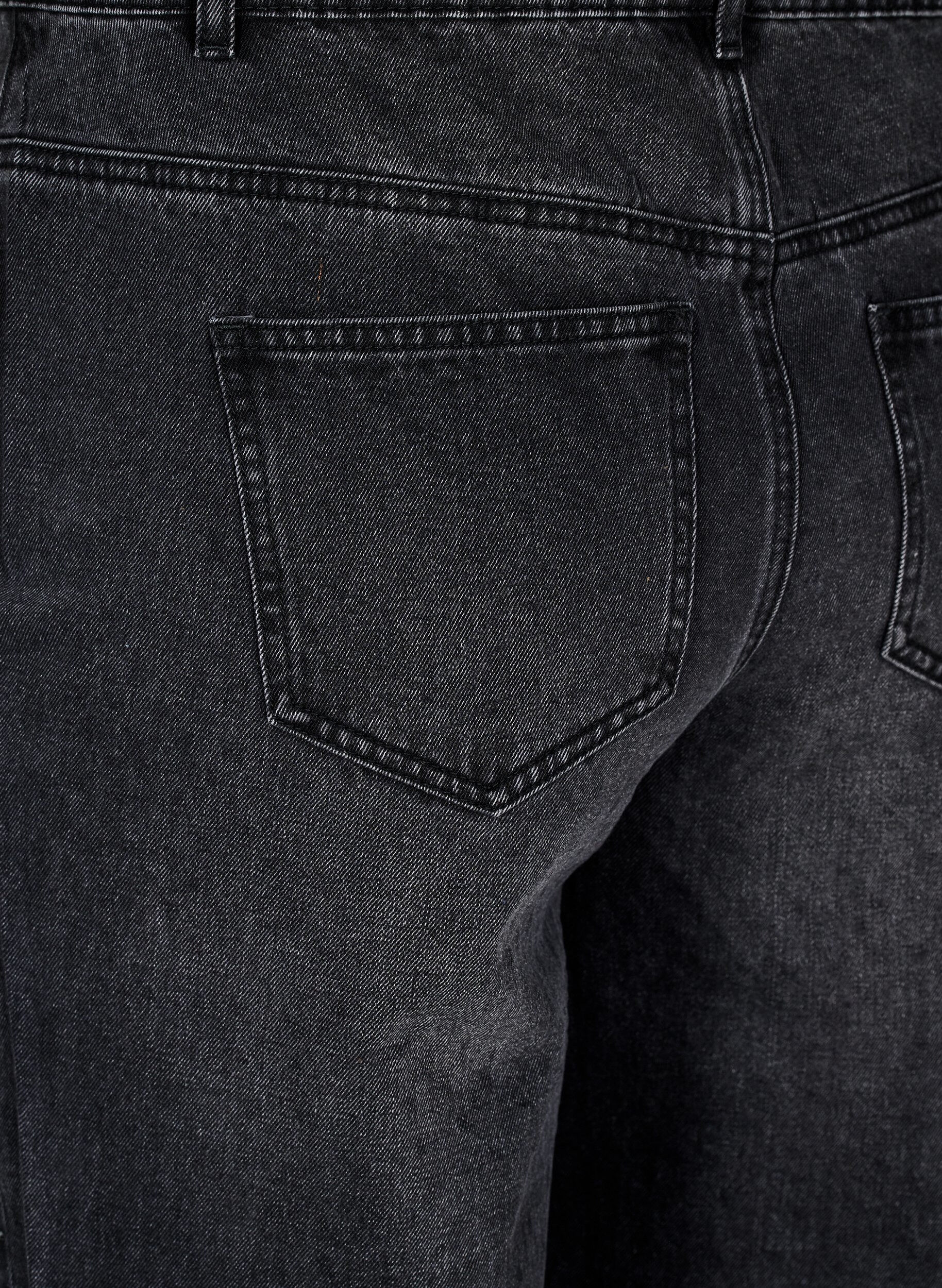 Zizzi High-Waist-Jeans in gerader Passform mit Strasssteinen, Grau, Packshot image number 3