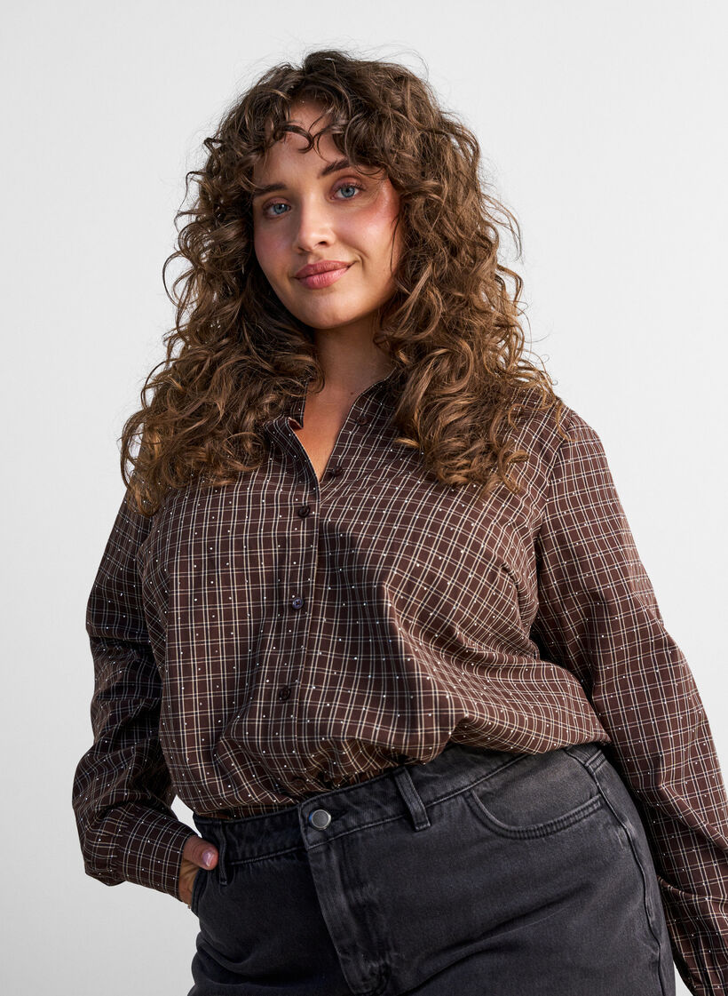 Kariertes Hemd mit Strasssteinen, Braun, Model image number 3