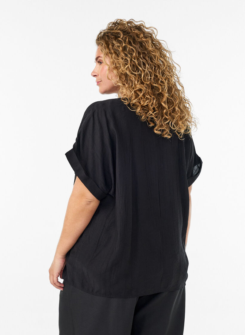 Bluse aus Viskose mit Kn&ouml;pfen und Struktur, Schwarz, Model image number 2