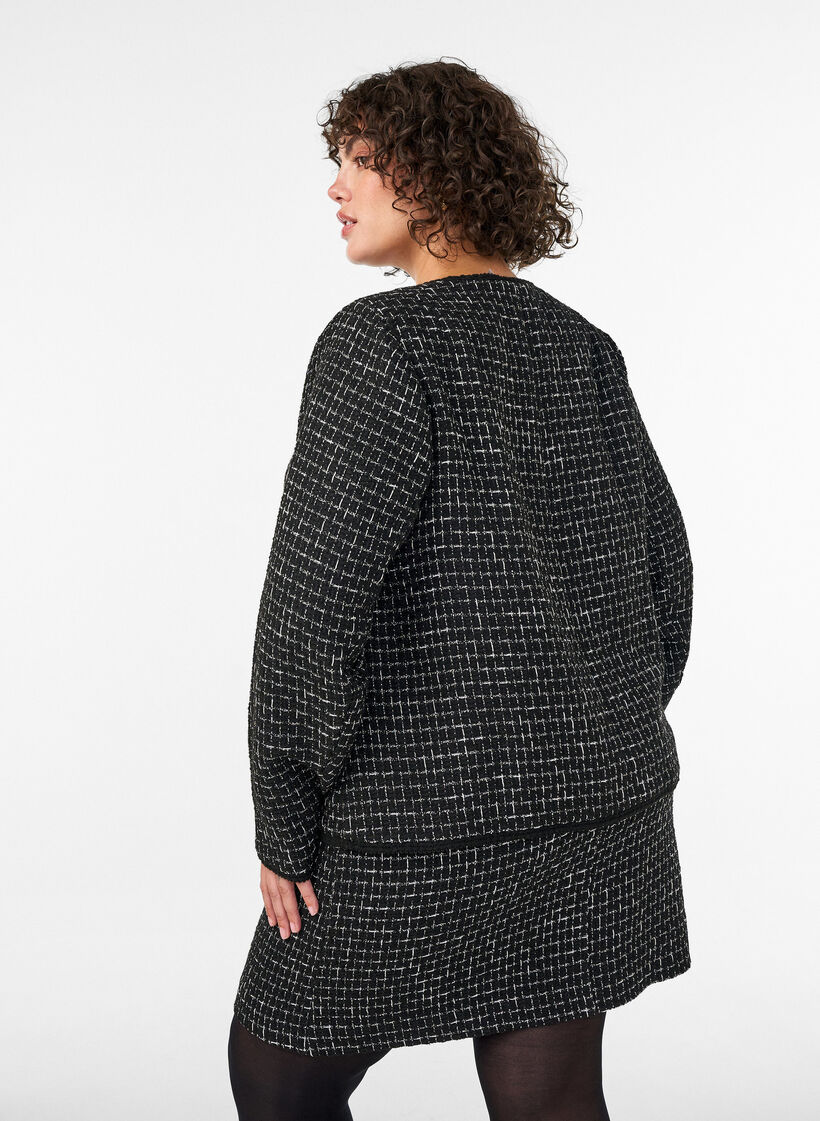 Jacke aus Boucl&eacute; mit goldfarbenen Kn&ouml;pfen, Schwarz, Model image number 2