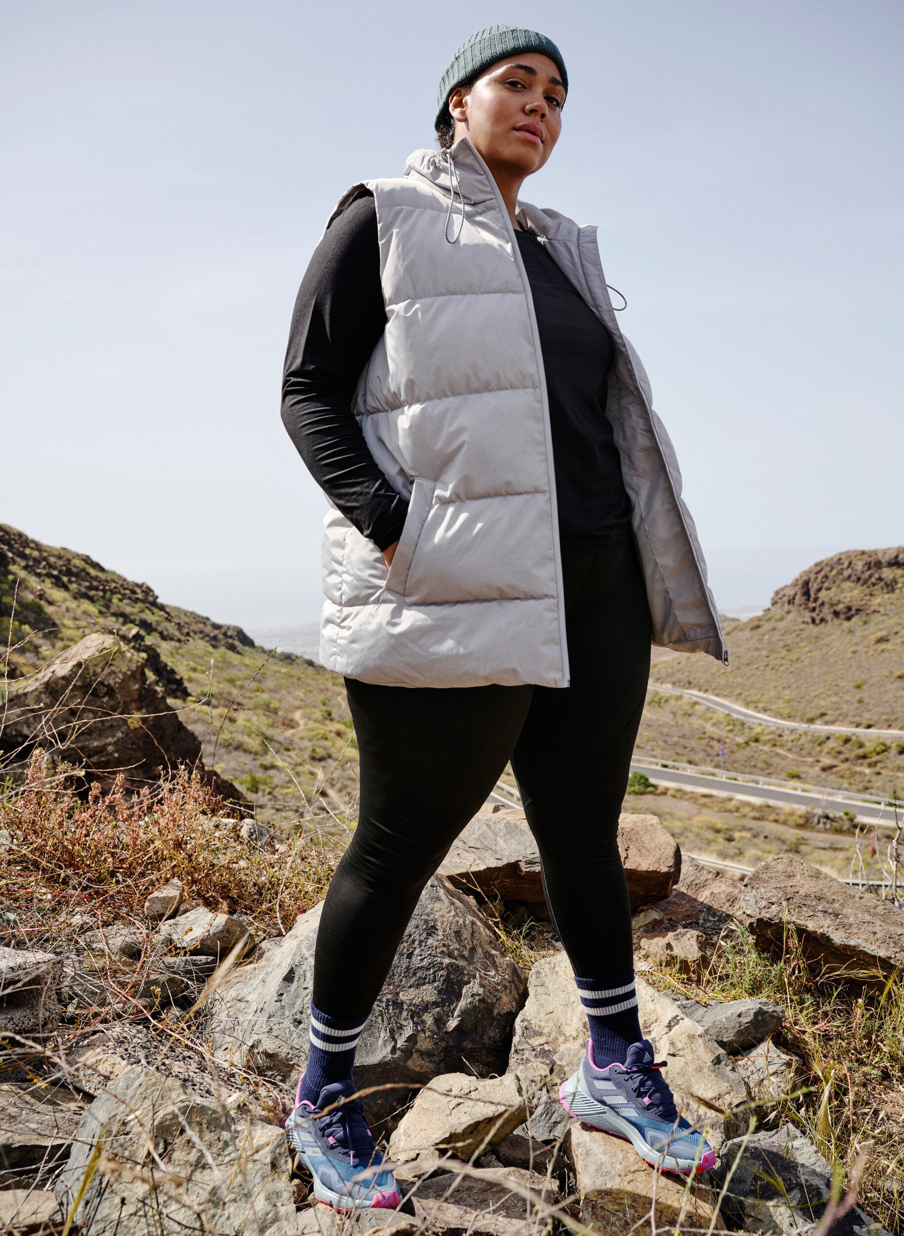 Zizzi Sportliche Weste mit hohem Kragen und Taschen, Pearl Blue, Image image number 0