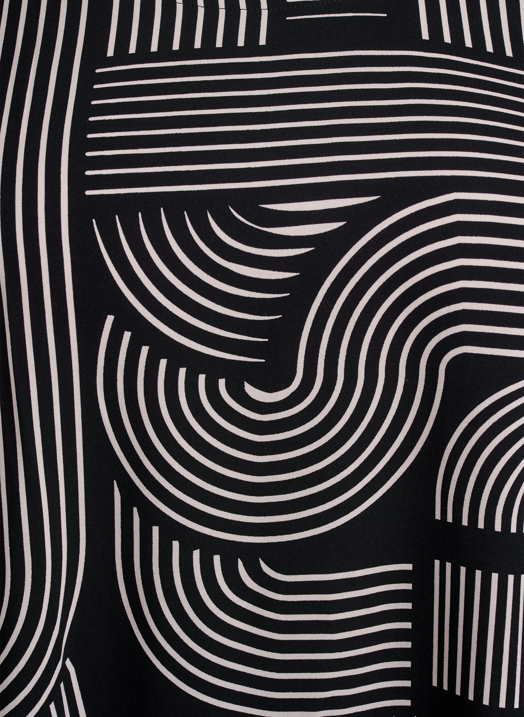 Zizzi Kurzarmbluse aus Viskose mit Aufdruck, Schwarz, Packshot image number 2