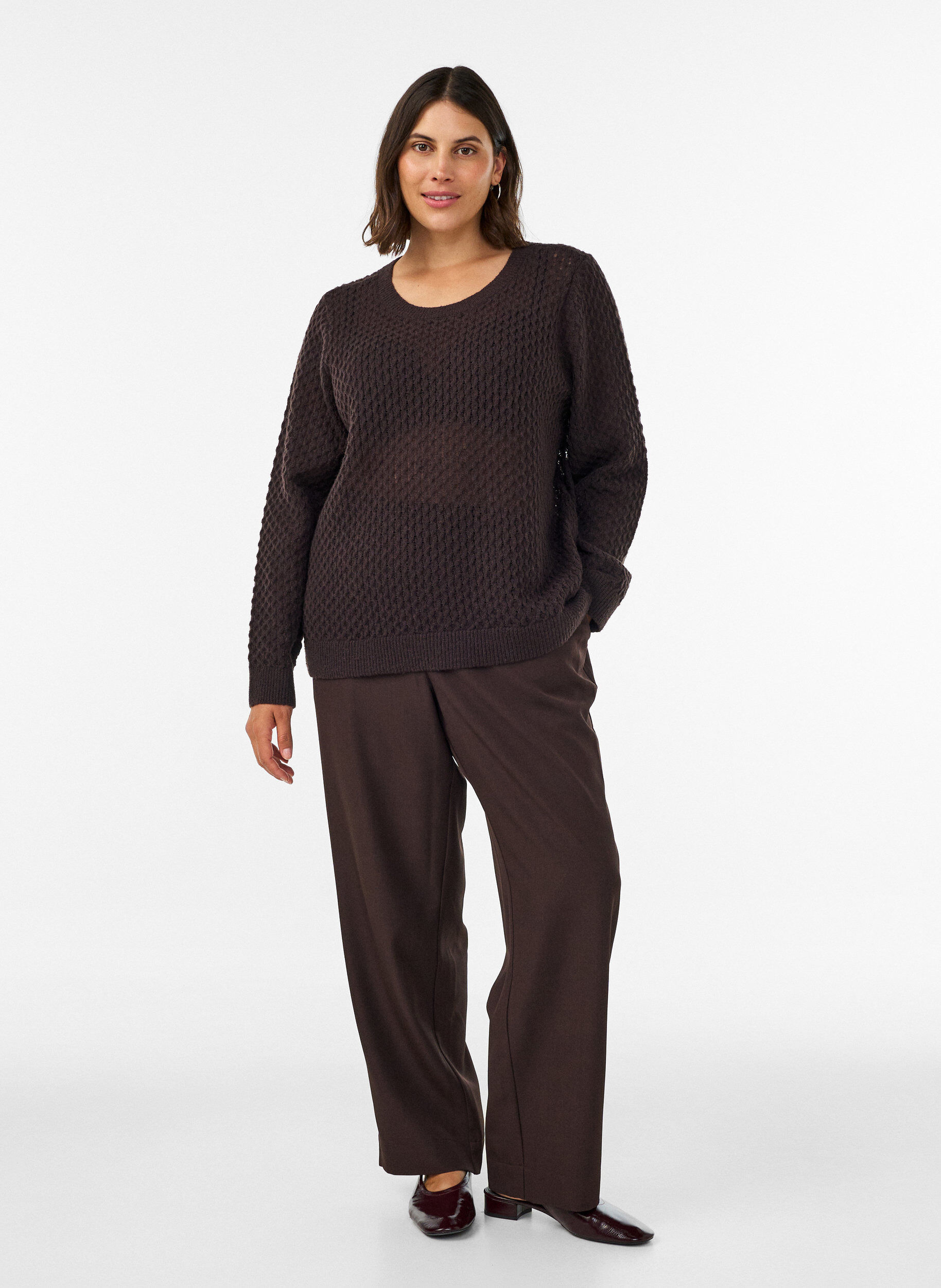 ZizziStrickbluse mit strukturiertem Lochmuster, Braun, Model image number 1