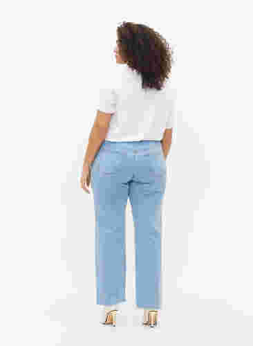 Hochtaillierte Gemma Jeans mit Loch am Knie, Ex Lgt Blue, Model image number 1