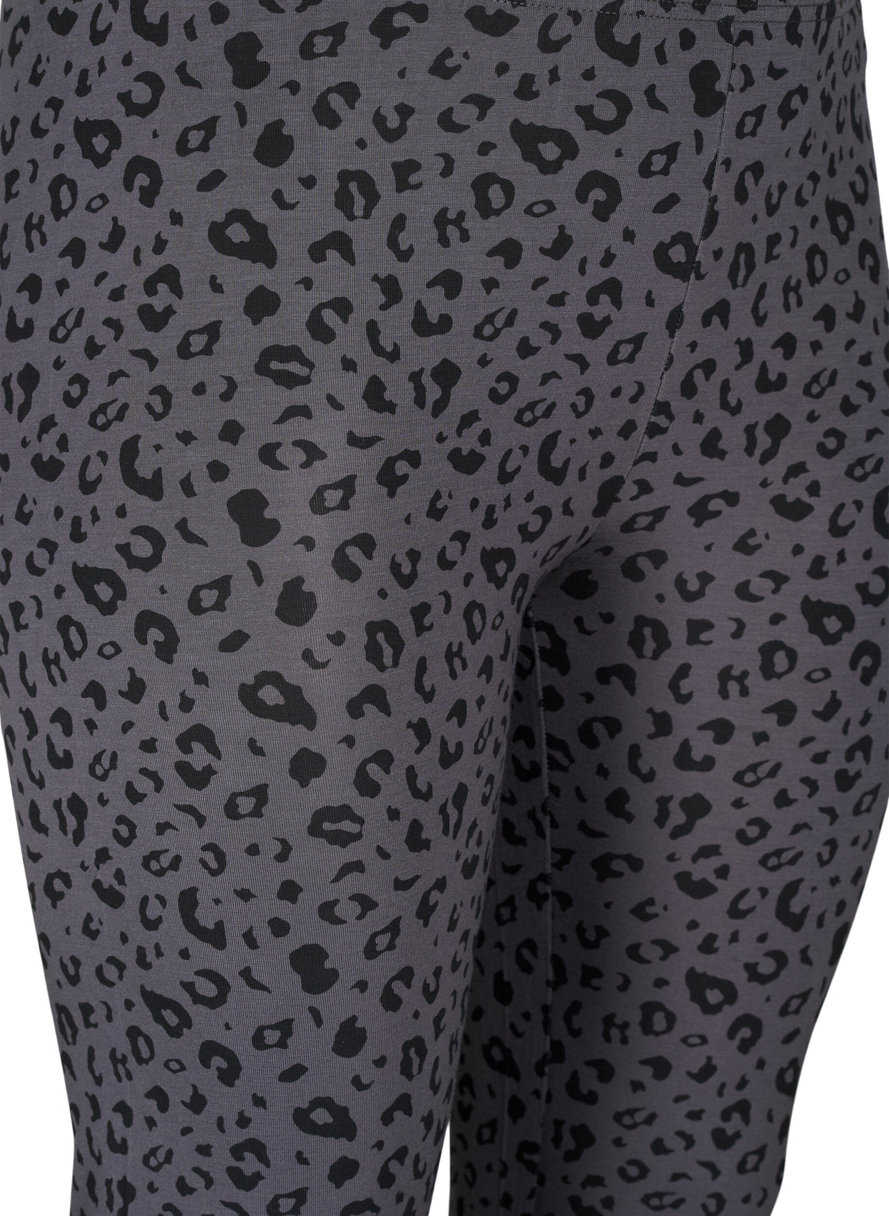 Zizzi Viskose Leggings mit Leopardendruck, Grau, Packshot image number 2
