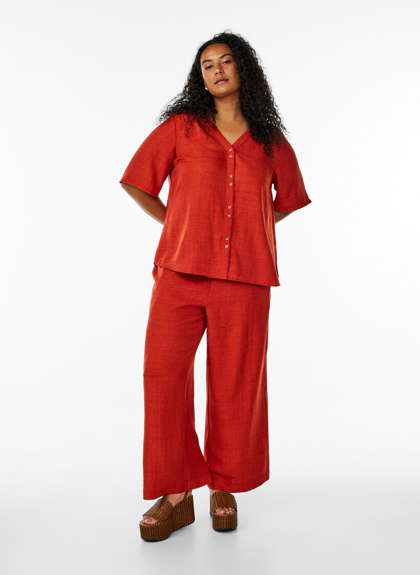 Hemdbluse mit V-Ausschnitt und kurzen &Auml;rmeln, Rot, Model image number 1