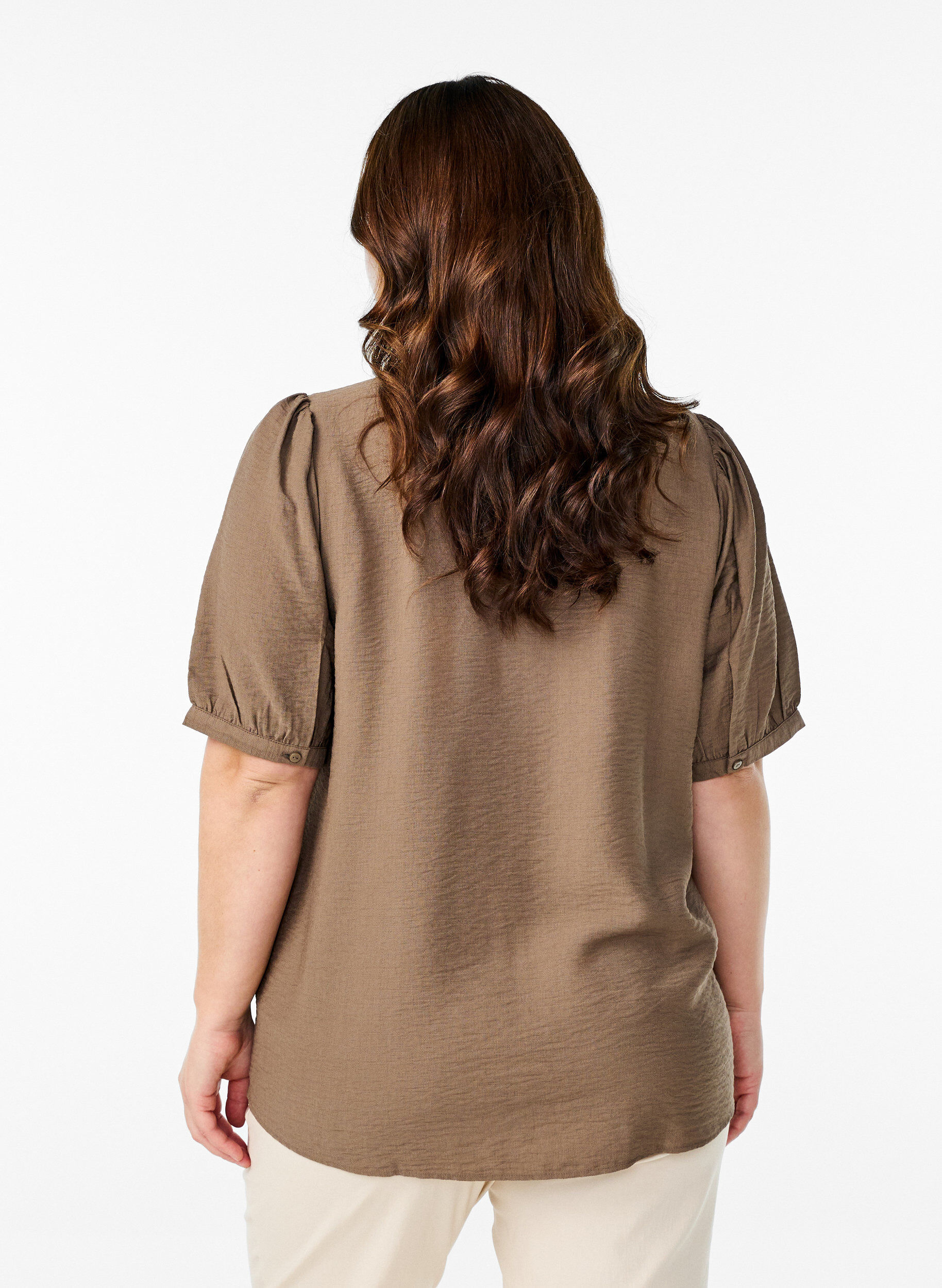Zizzi Bluse aus Viskose mit halben &Auml;rmeln, Braun, Model image number 2