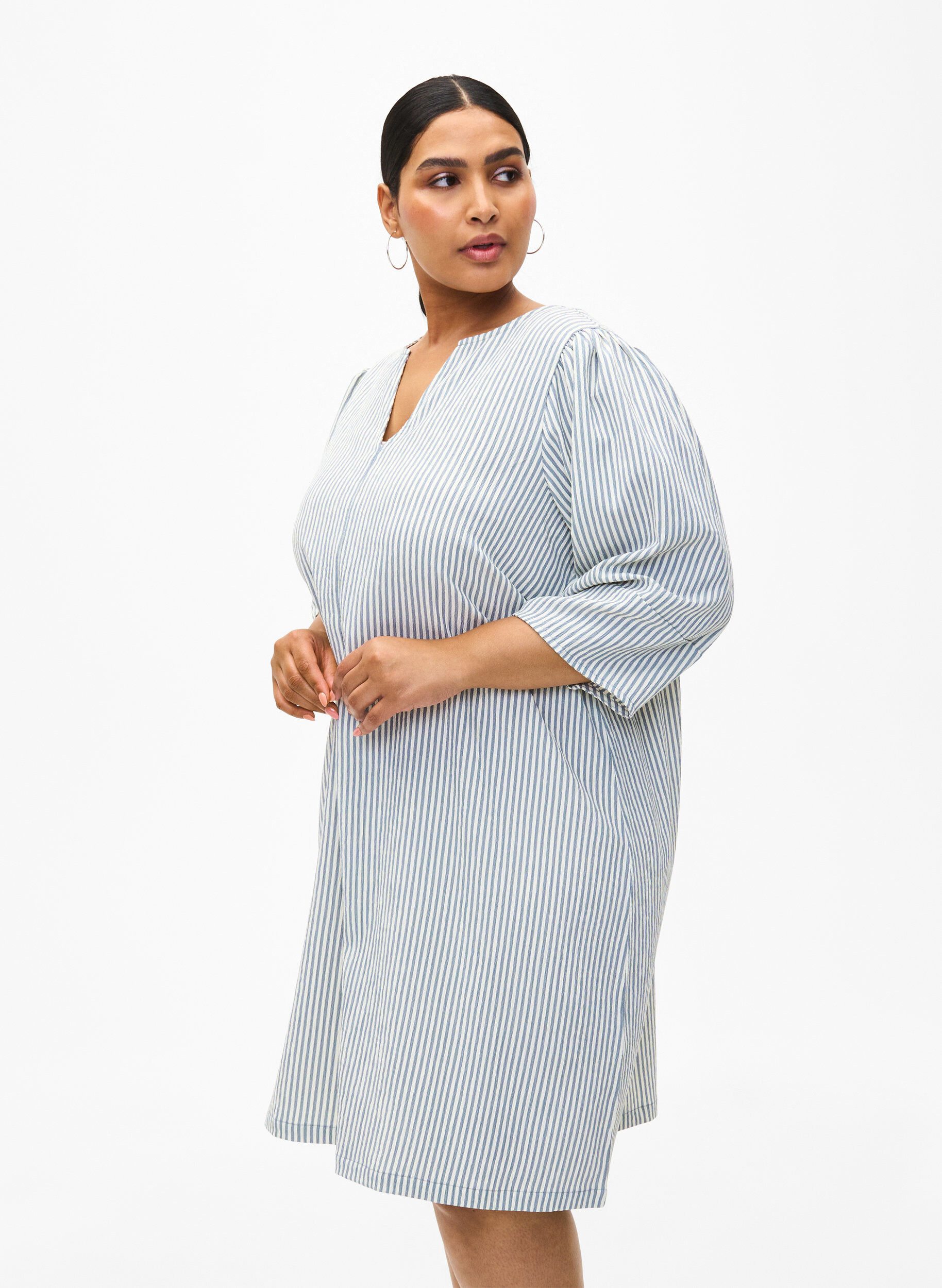 Zizzi Gestreiftes Kleid mit 3/4-&Auml;rmeln, Blue Stripe, Model image number 0