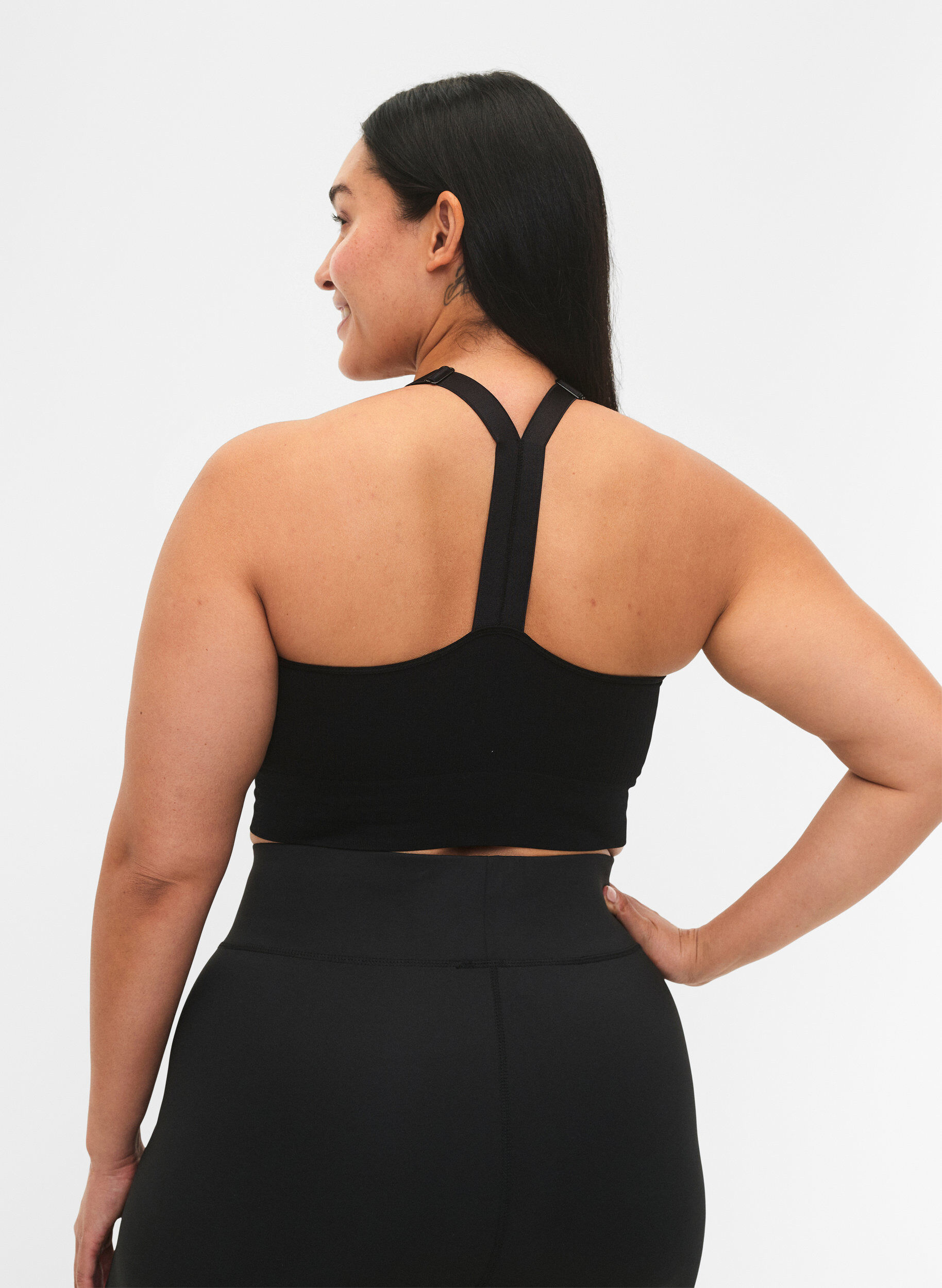Zizzi Seamless Sport-BH in Ripp-Qualit&auml;t, Black, Model image number 1