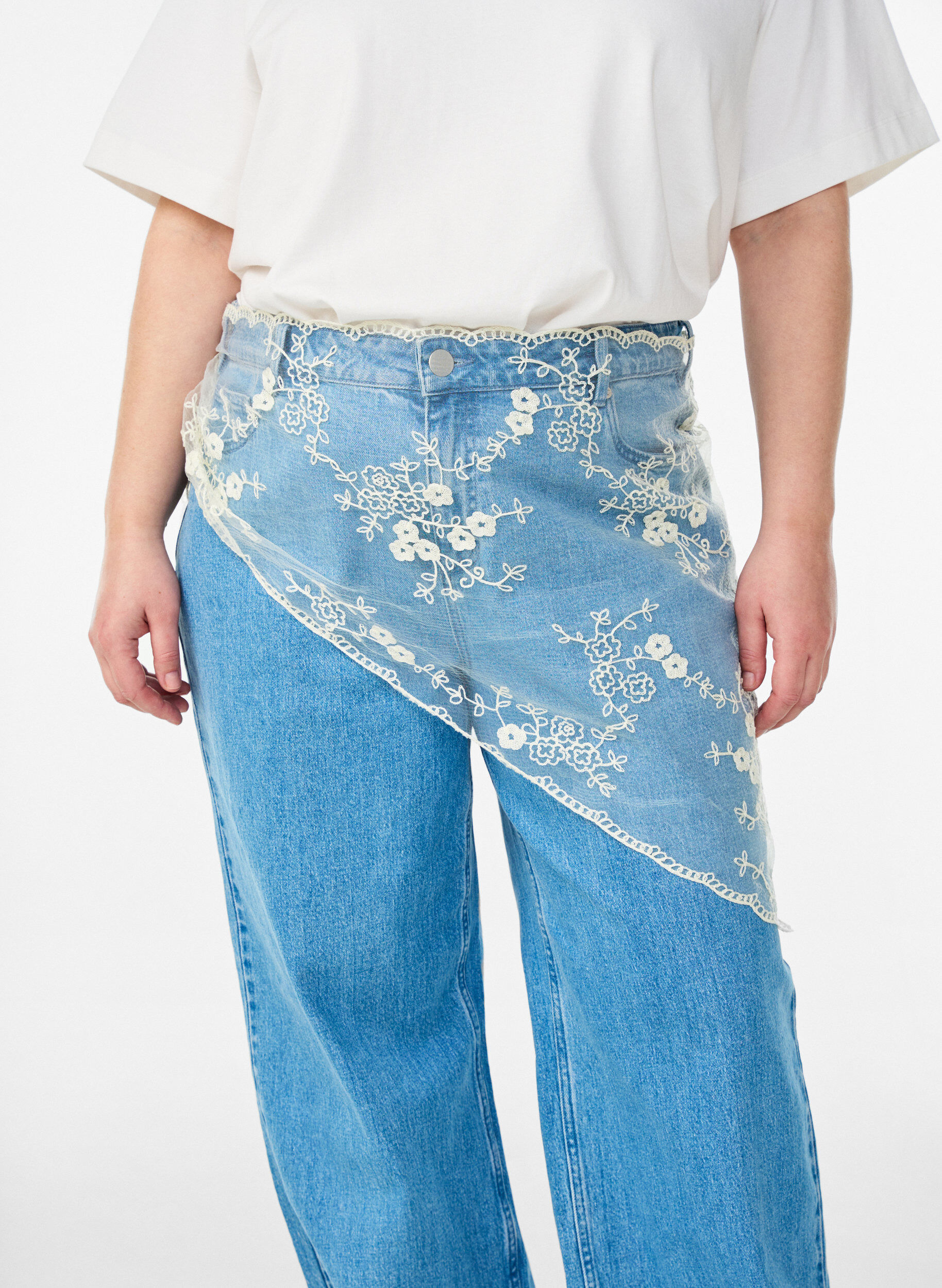 Dreieckiges Spitzentuch, Beige, Model