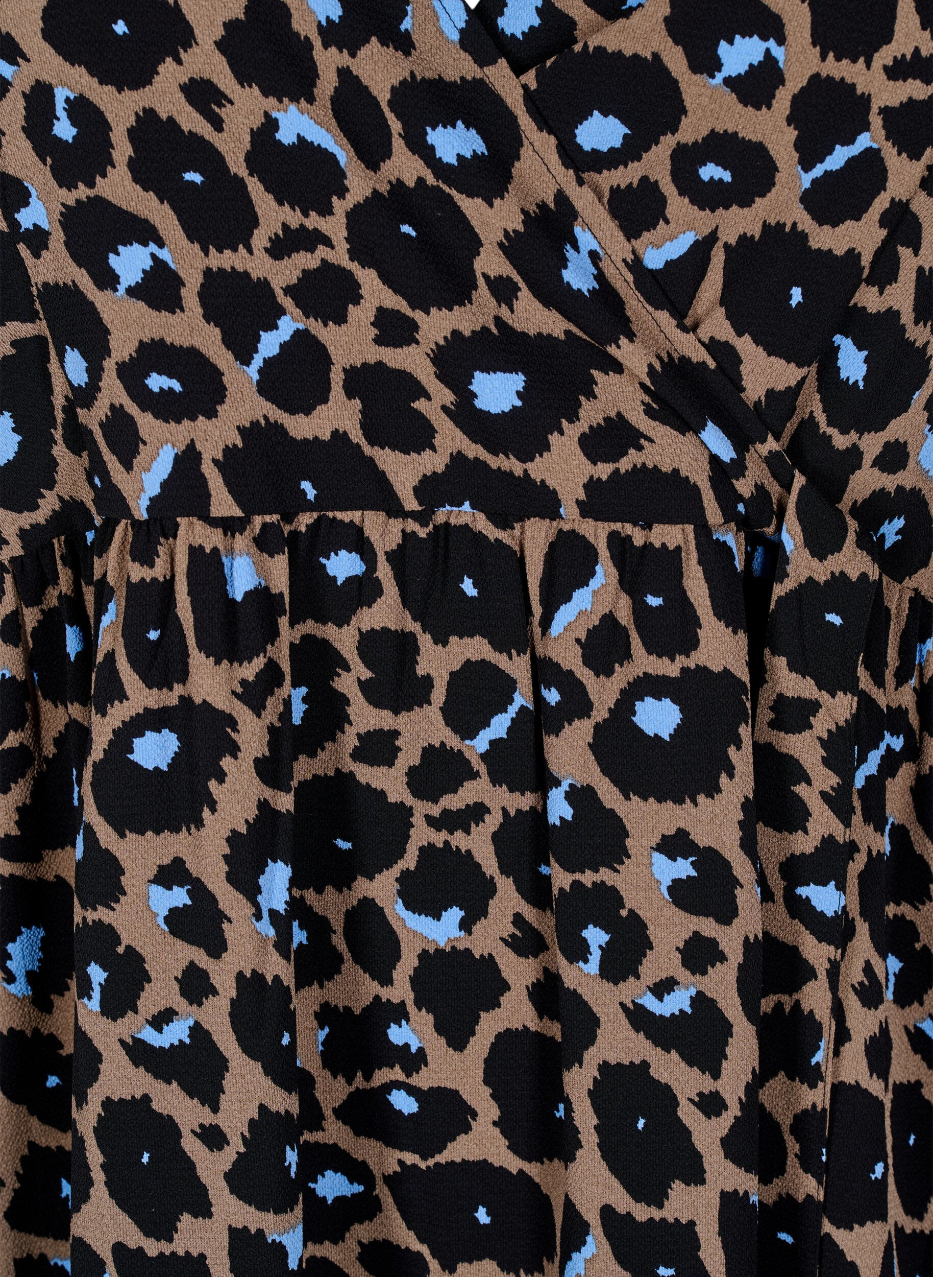 Zizzi Wickelkleid mit kurzen &Auml;rmeln, Fossil w.Bl.Leo AOP, Packshot image number 2