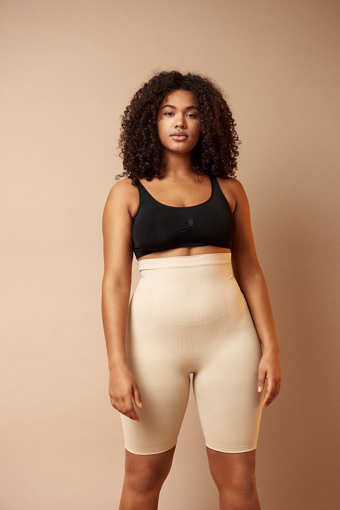 Zizzi Hochtaillierte Shapewear Shorts, Beige, Image image number 1