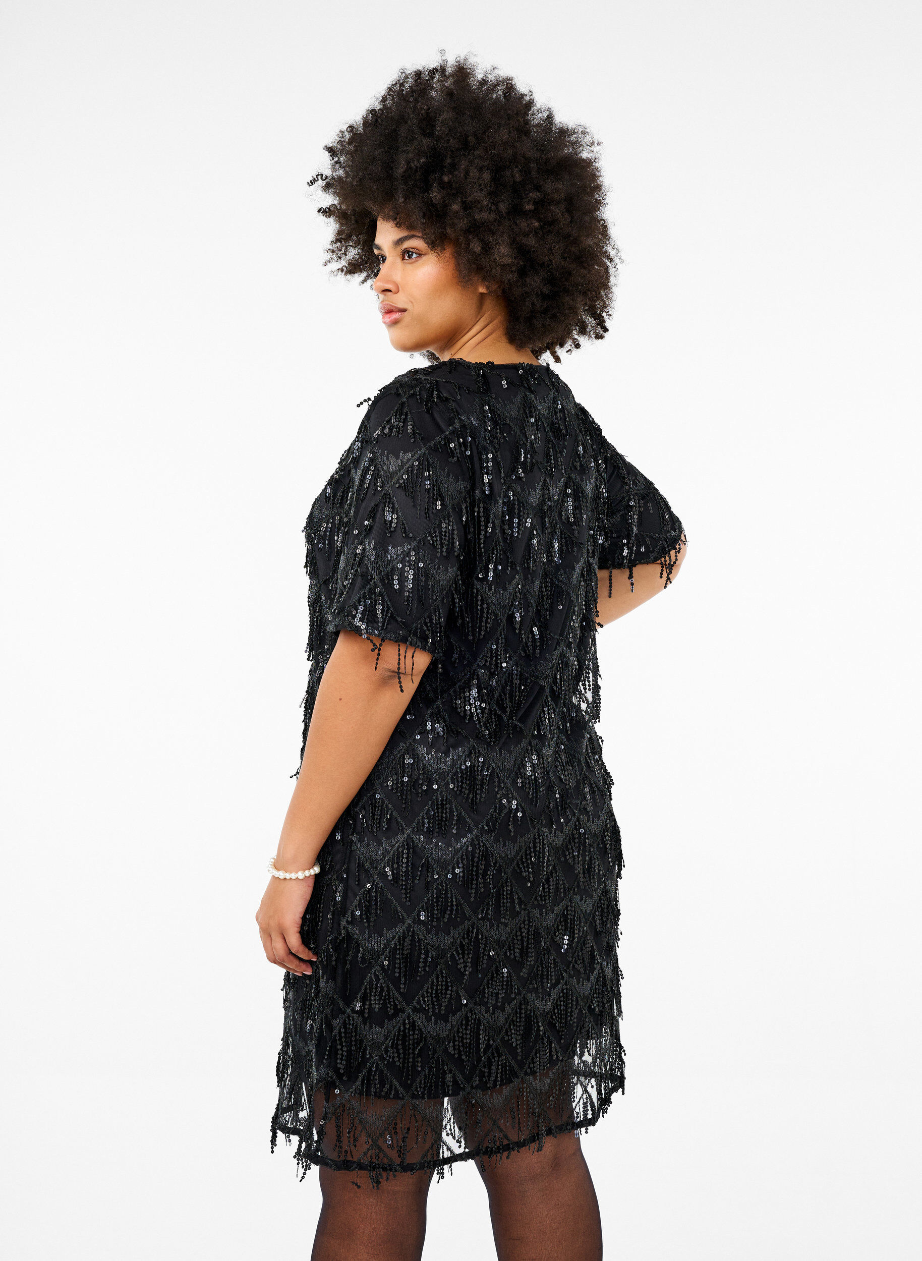Zizzi Kleid mit Paillettenfransen, Black, Model image number 1