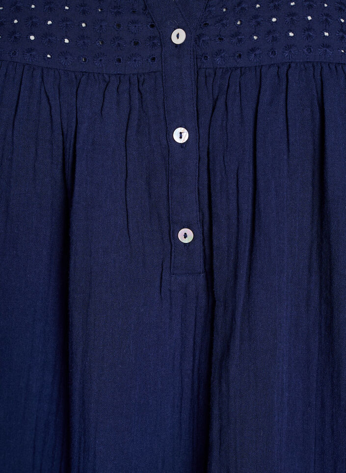 Tunika aus Baumwollmusselin mit Broderie Anglaise, Blau, Packshot image number 2