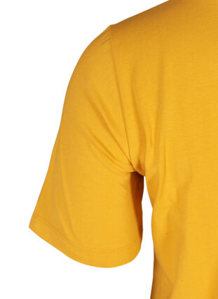 Basic T-Shirt , Mineral Yellow, Packshot image number 3