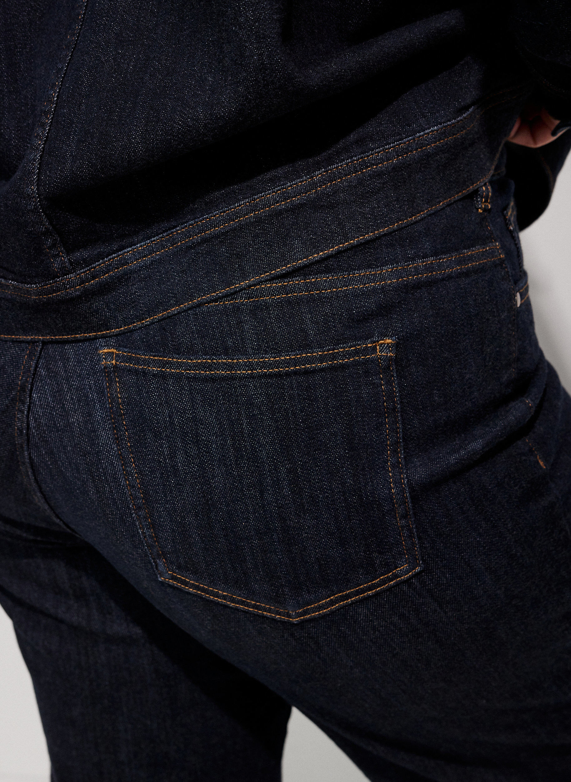 ZizziStraight Fit Jeans Kiana mit hoher Taille, Blau, Model image number 3