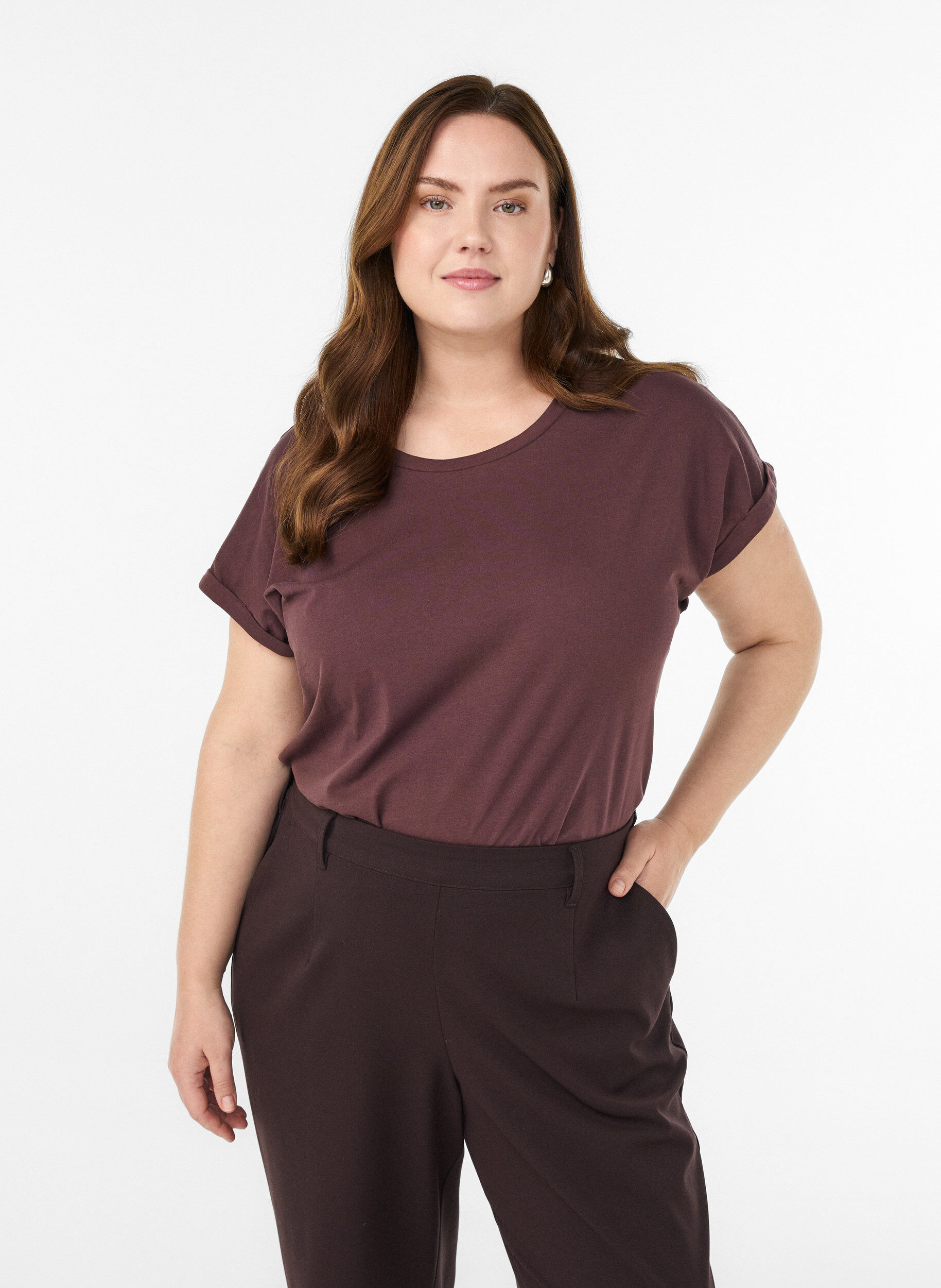 ZizziKurz&auml;rmeliges T-Shirt aus einer Baumwollmischung, Dunkles Bordeaux, Model image number 0
