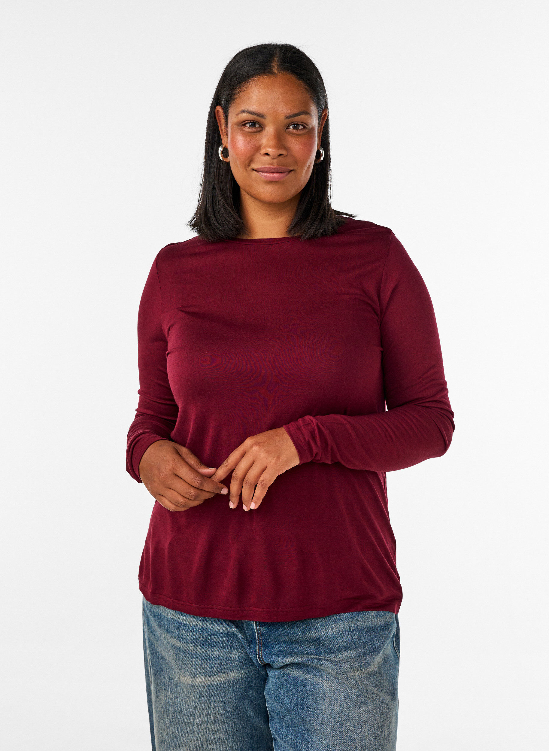 Lang&auml;rmelige Bluse aus Wolle und Viskose, Rot, Model