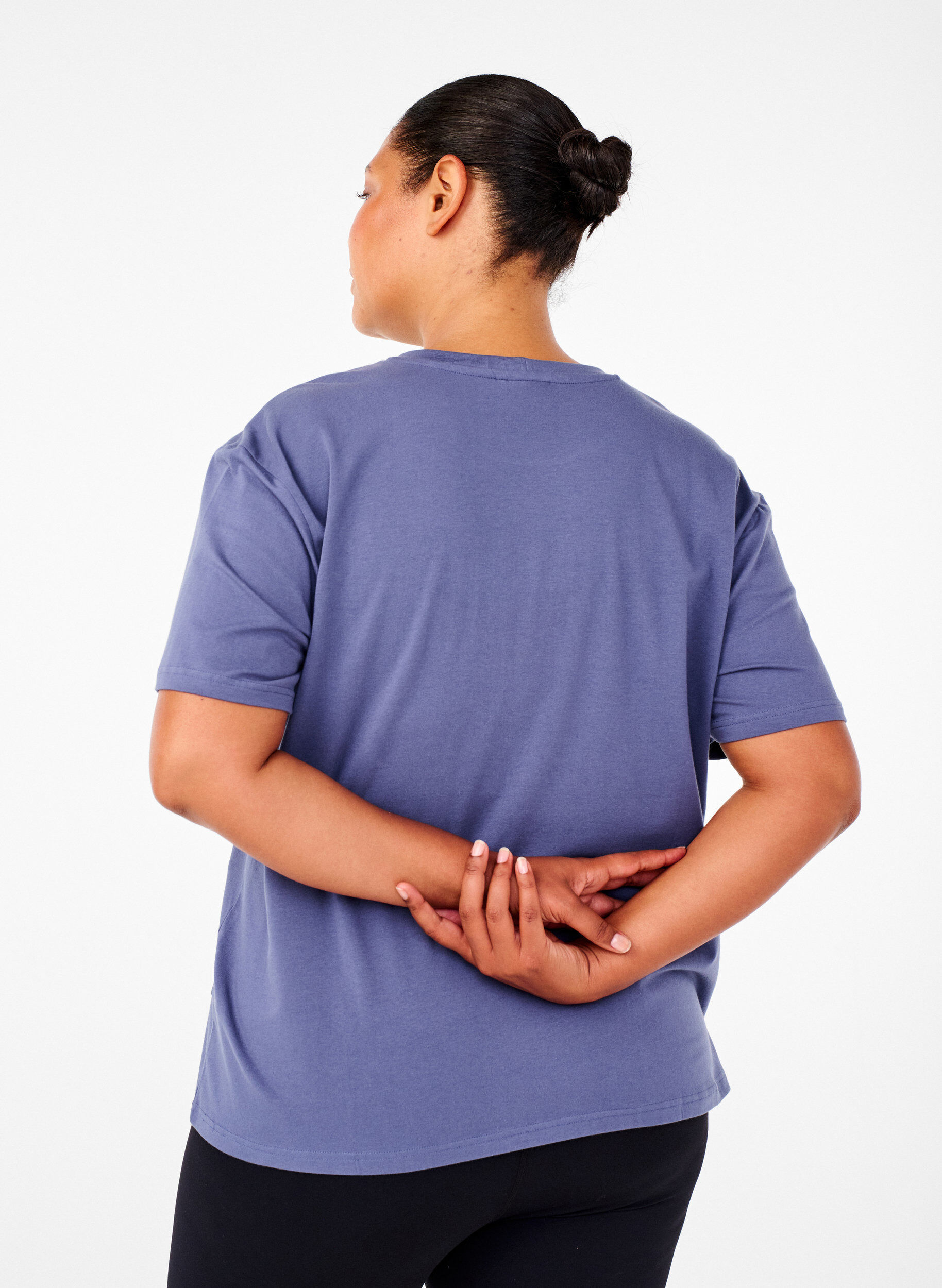 Zizzi Sportliches T-Shirt aus Bio-Baumwolle, , Model image number 2