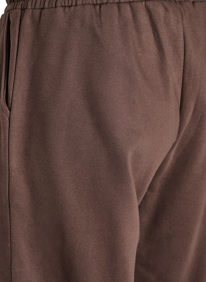 Hoch taillierte Sweatpants mit Taschen, Braun, Packshot image number 3