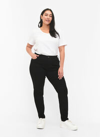 Slim Fit Emily Jeans mit normaler Taille., Black, Model