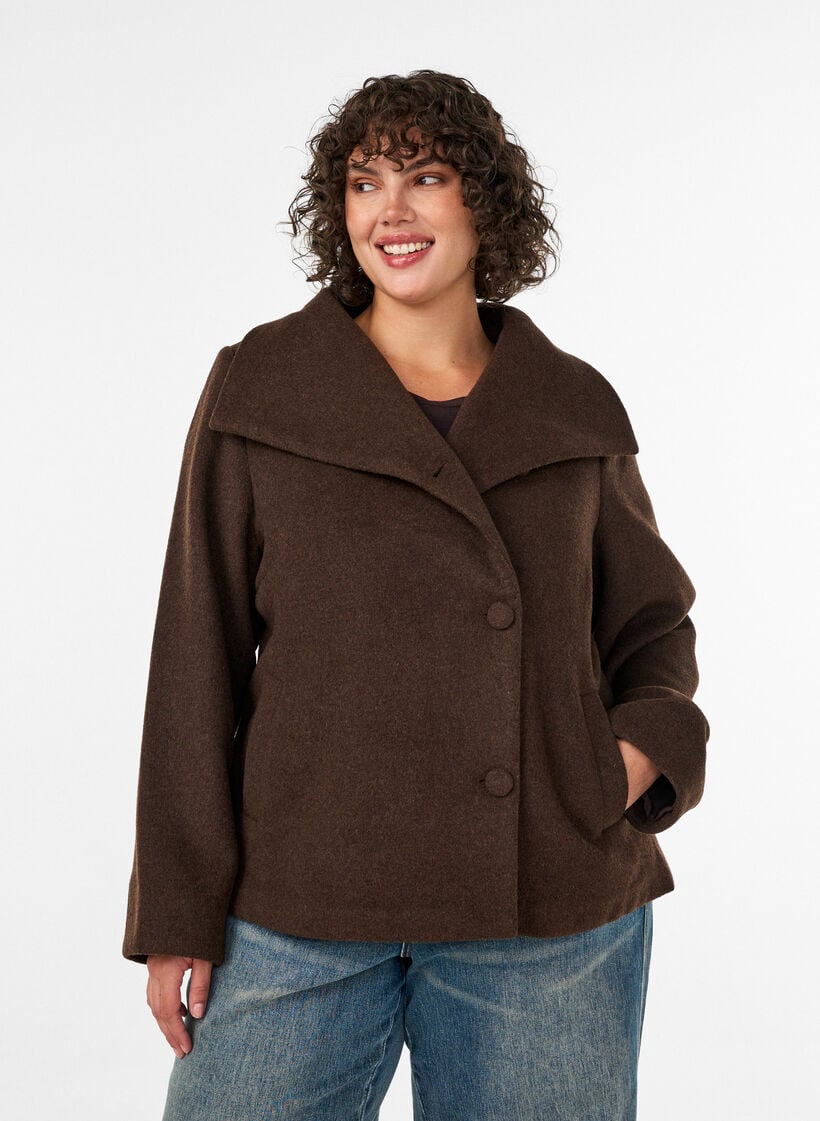 Kurze Jacke mit asymmetrischer Knopfleiste, Braun, Model image number 0