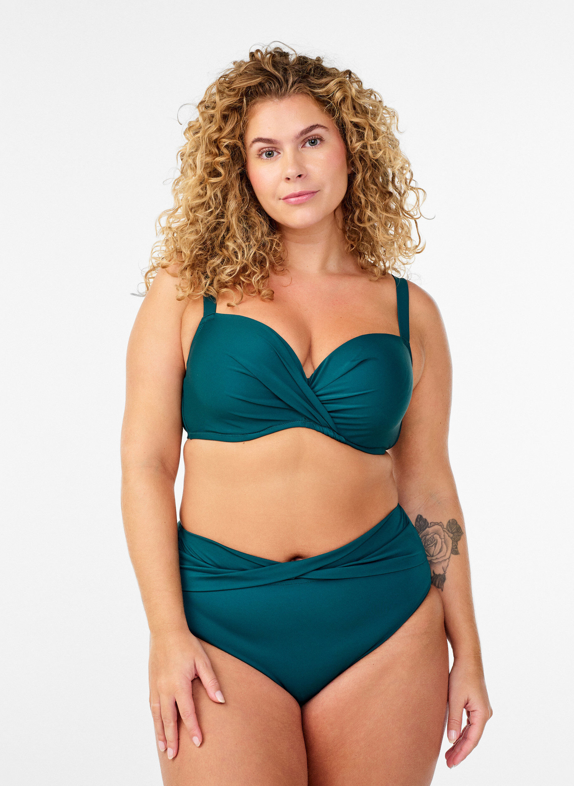ZizziBikini-Slip mit Wickeldetail, Gr&uuml;n, Model image number 0