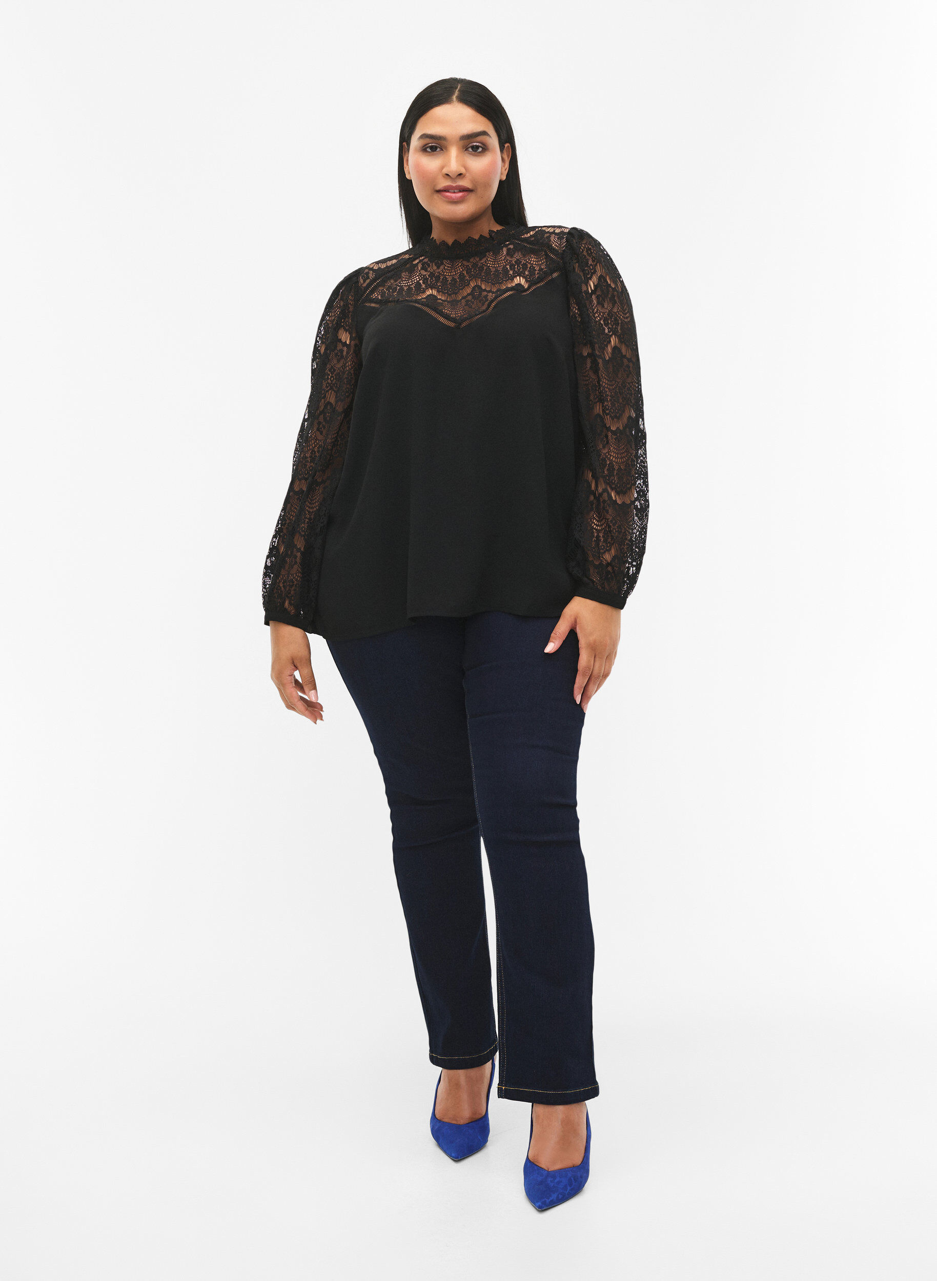 Zizzi Lang&auml;rmelige Bluse mit Spitze, Black, Model image number 2