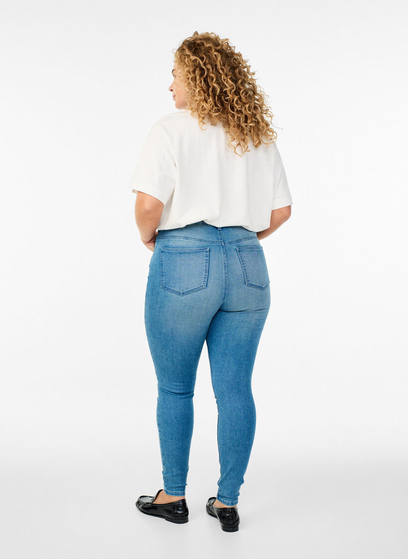 Hoch taillierte super Slim Amy Jeans, Blau, Model image number 1