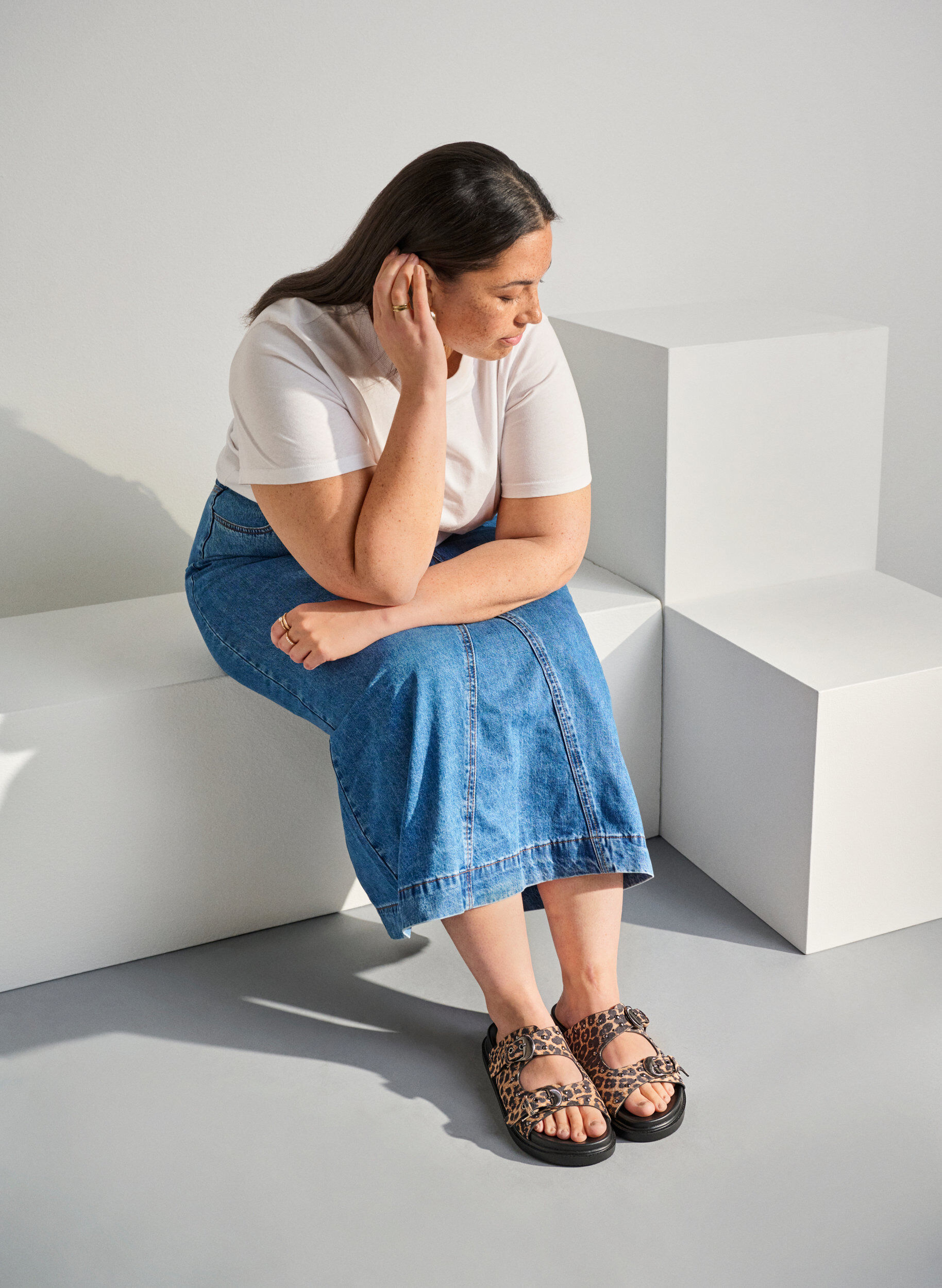 Extra-Weite - Sandale mit Nieten