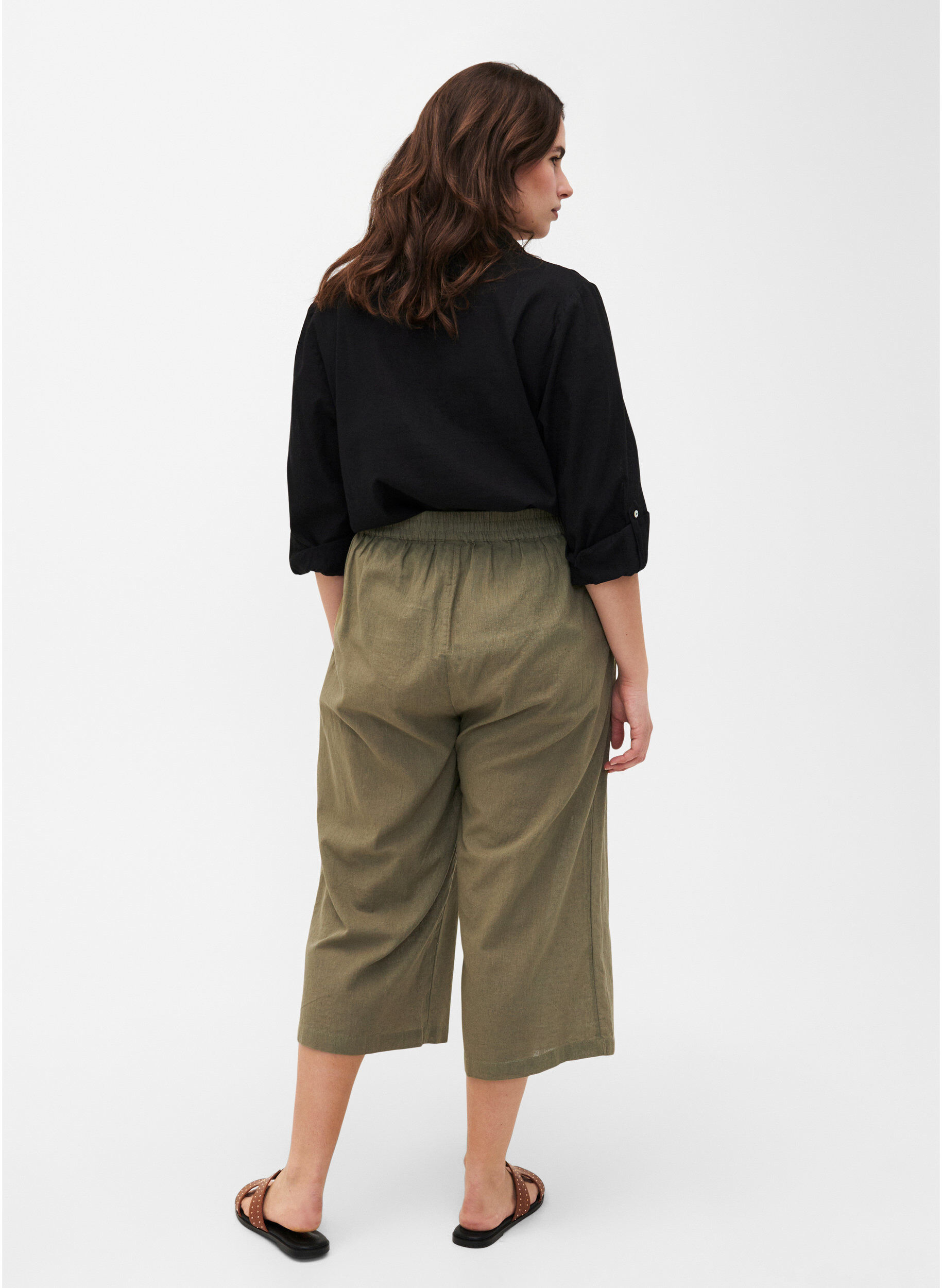 Zizzi 7/8-Hose aus Baumwollmischung mit Leinen, Deep Lichen Green, Model image number 1