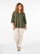 Baumwollbluse mit V-Ausschnitt, Gr&uuml;n, Model image number 1