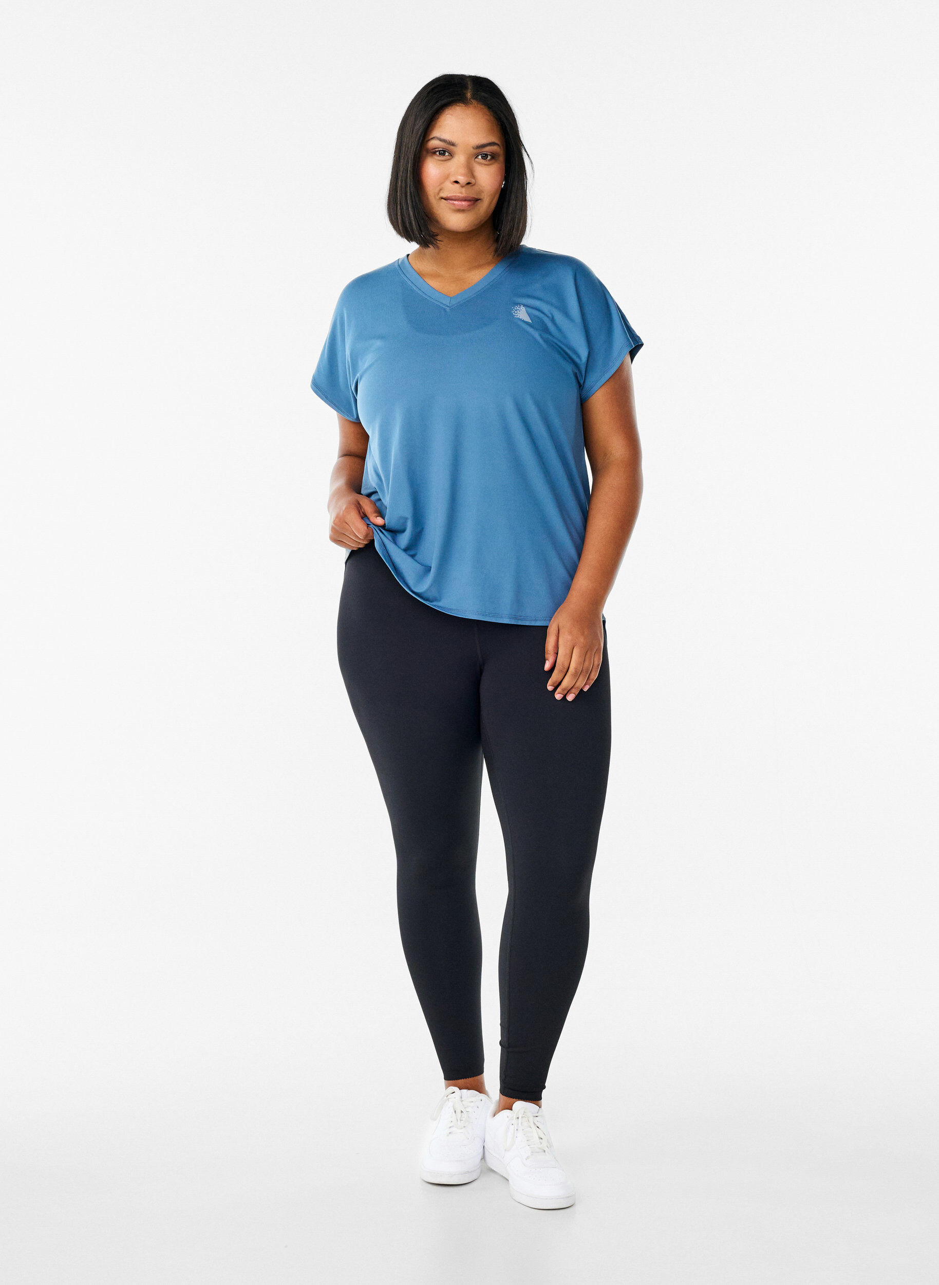 ZizziKurzarm Trainingsshirt mit V-Ausschnitt, Petrol, Model image number 1
