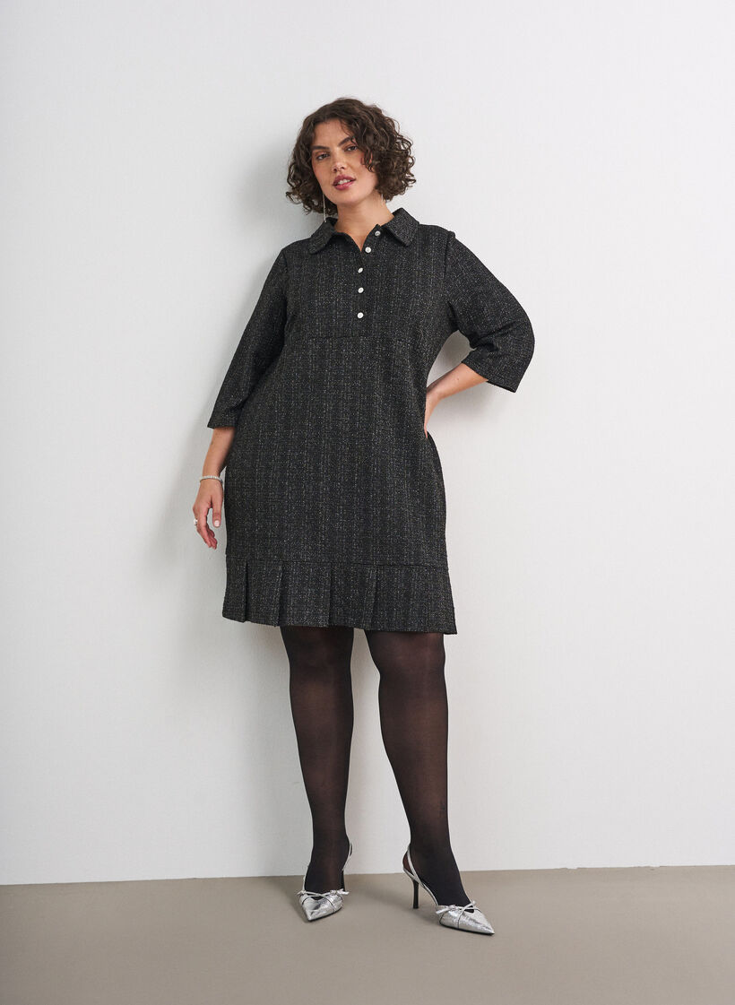 Kurzes Boucl&eacute;-Kleid mit Zierkn&ouml;pfen, Schwarz, Model image number 1
