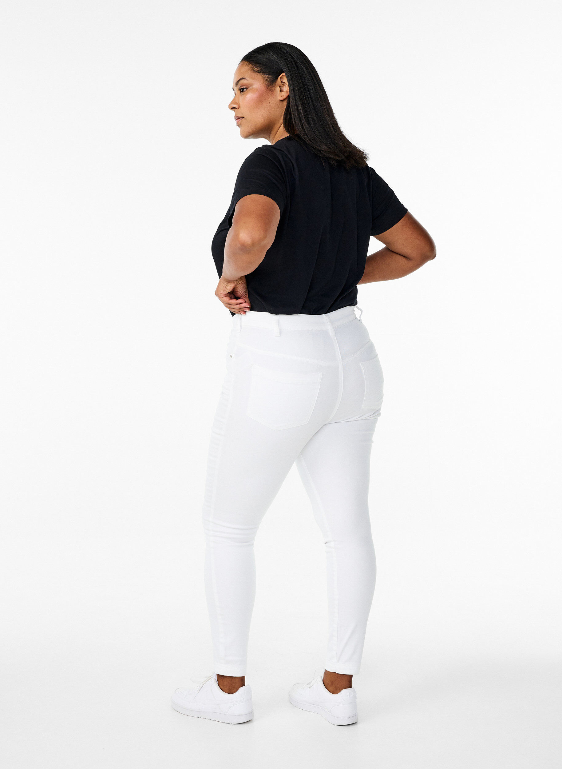Zizzi Extra schmale Amy Jeans mit hoher Taille, White, Model image number 1