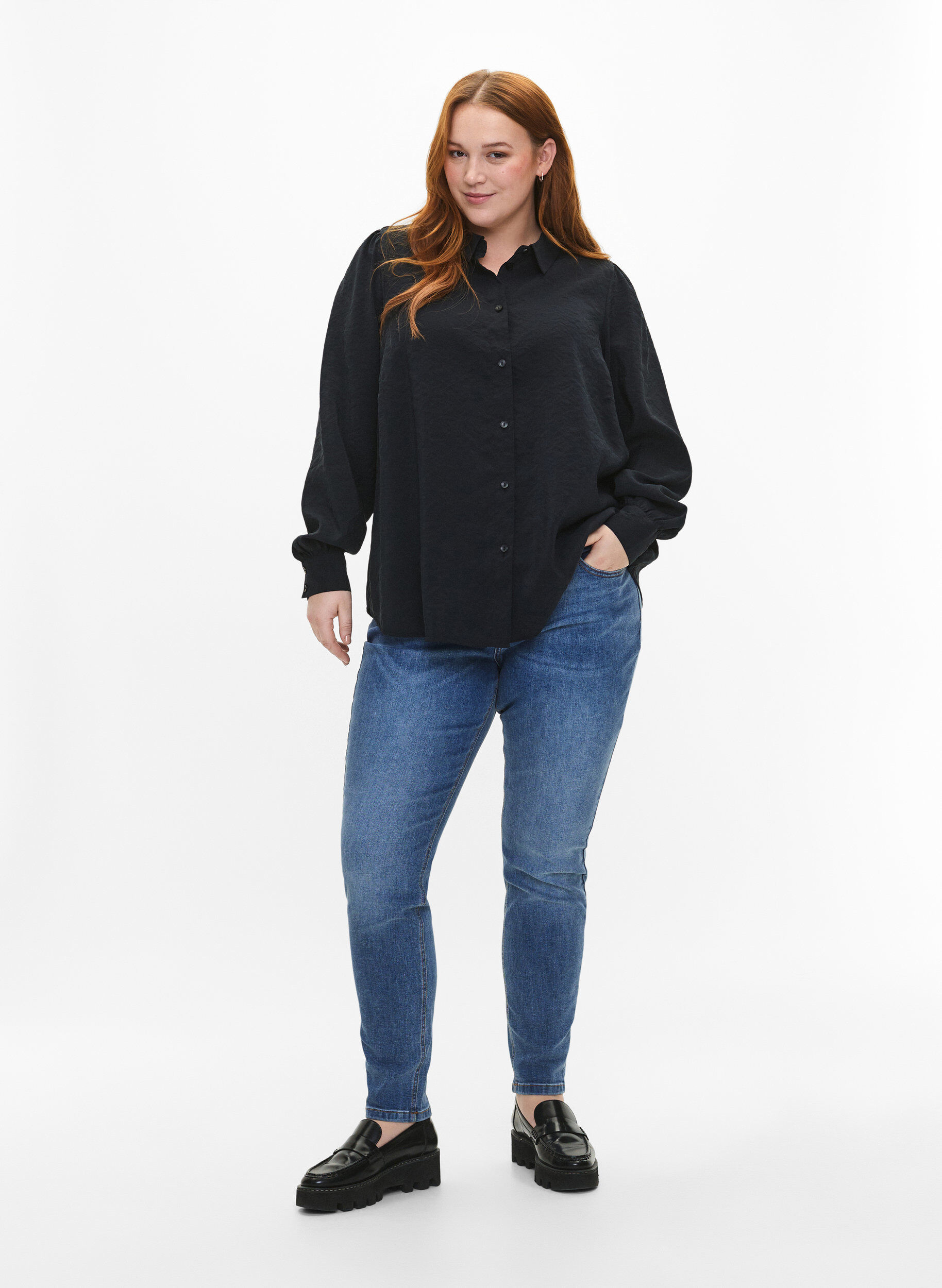 Zizzi Bluse aus TENCEL&trade; Modal, Black, Model image number 2