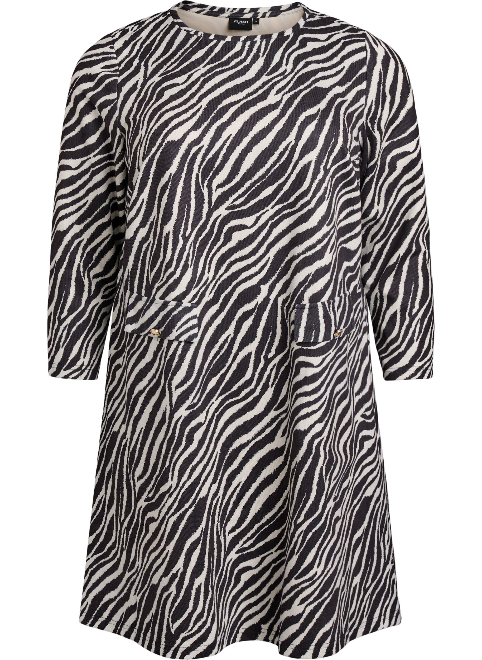 Kurzes A-Linien-Kleid mit 7/8-&Auml;rmeln