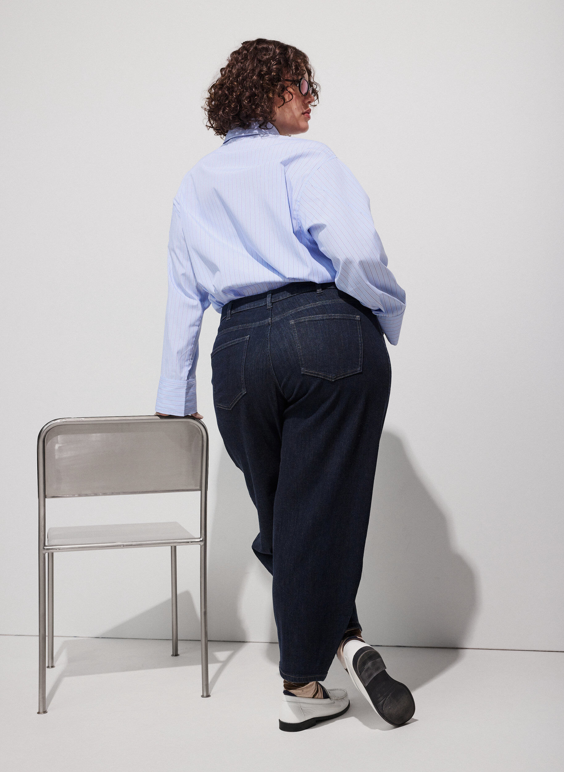 ZizziBarrel-Jeans mit hoher Taille, Blau, Model image number 1
