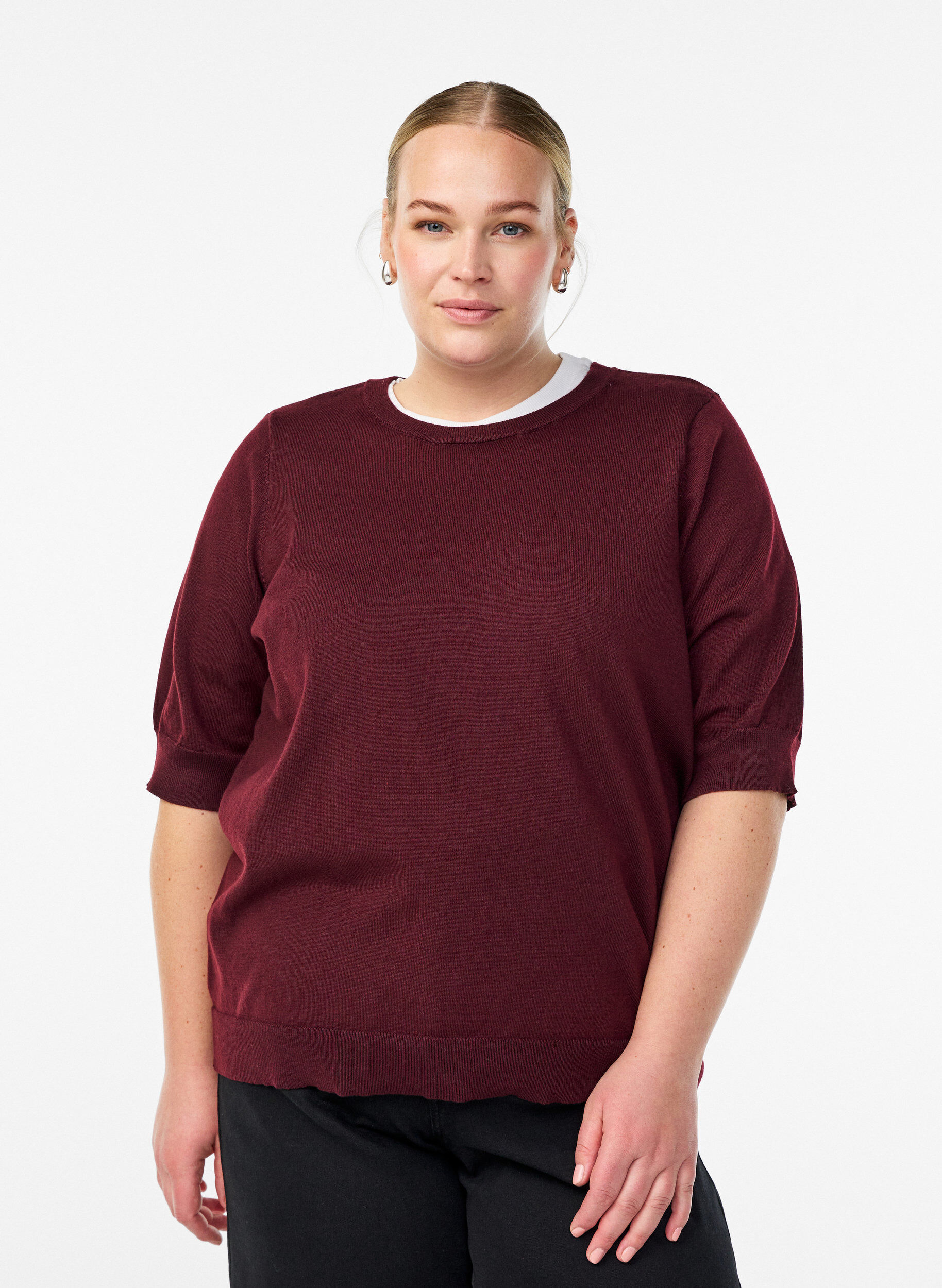 ZizziFein gestrickte Bluse mit kurzen &Auml;rmeln, Rot, Model image number 0
