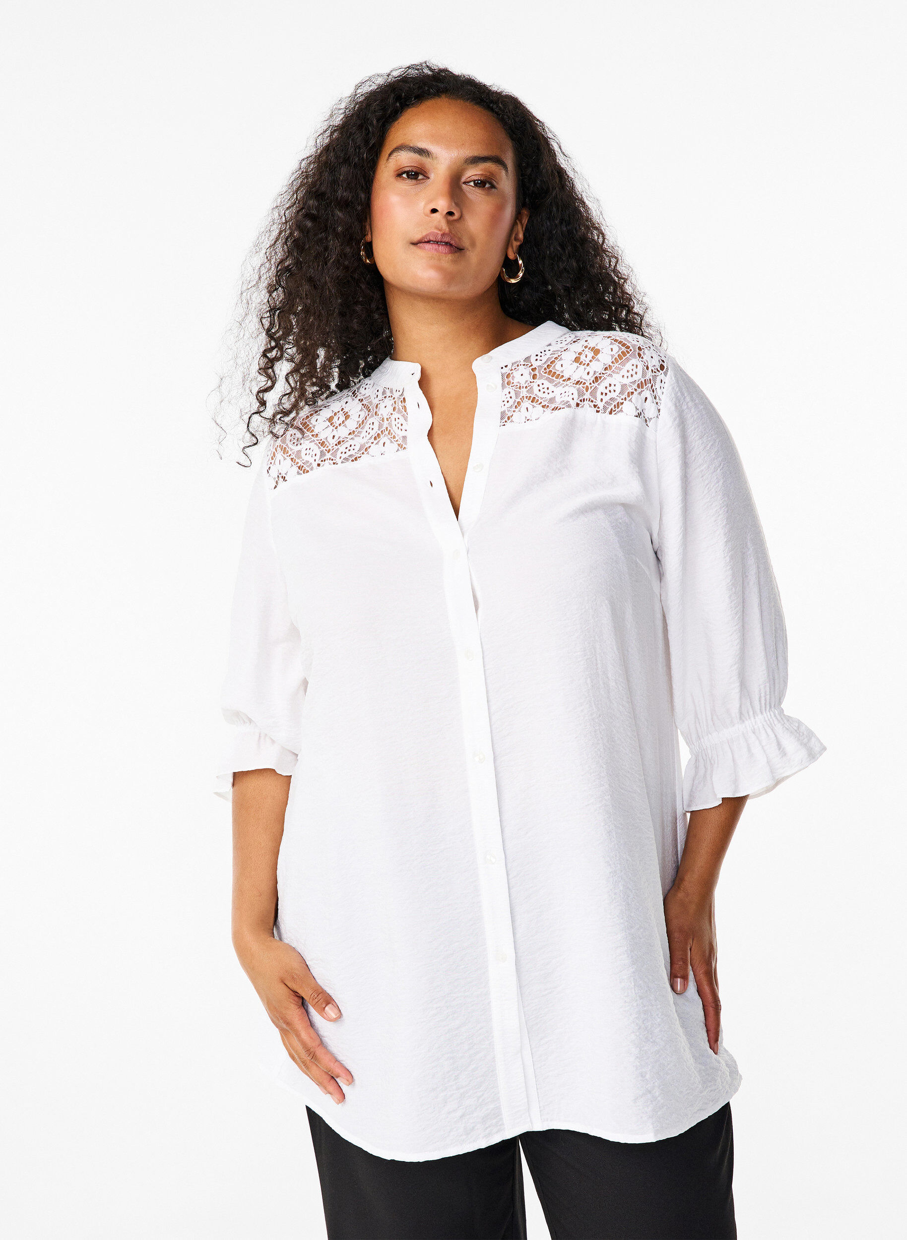 Zizzi Langes Viskose-Shirt mit Spitzendetail, Bright White, Model image number 0
