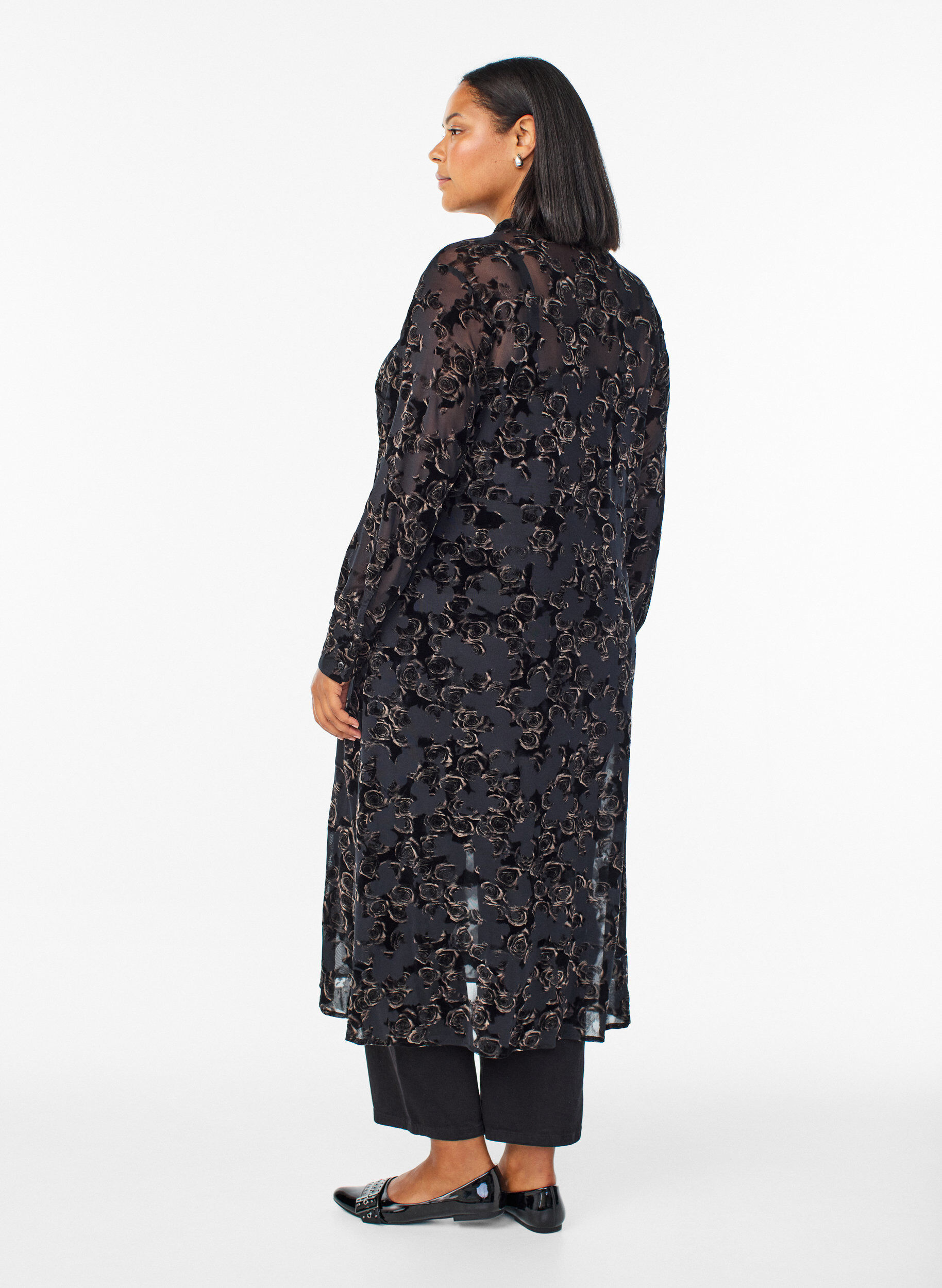 Zizzi Midikleid aus Mesh mit Veloursrosen, Schwarz, Model image number 1