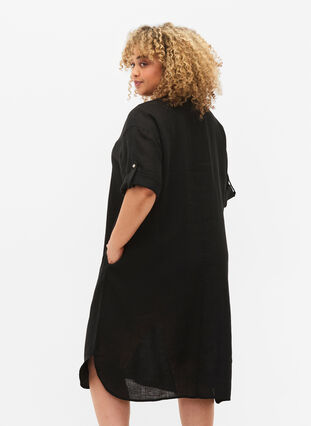 Kurzärmeliges Kleid aus 100% Leinen, Black, Model image number 1