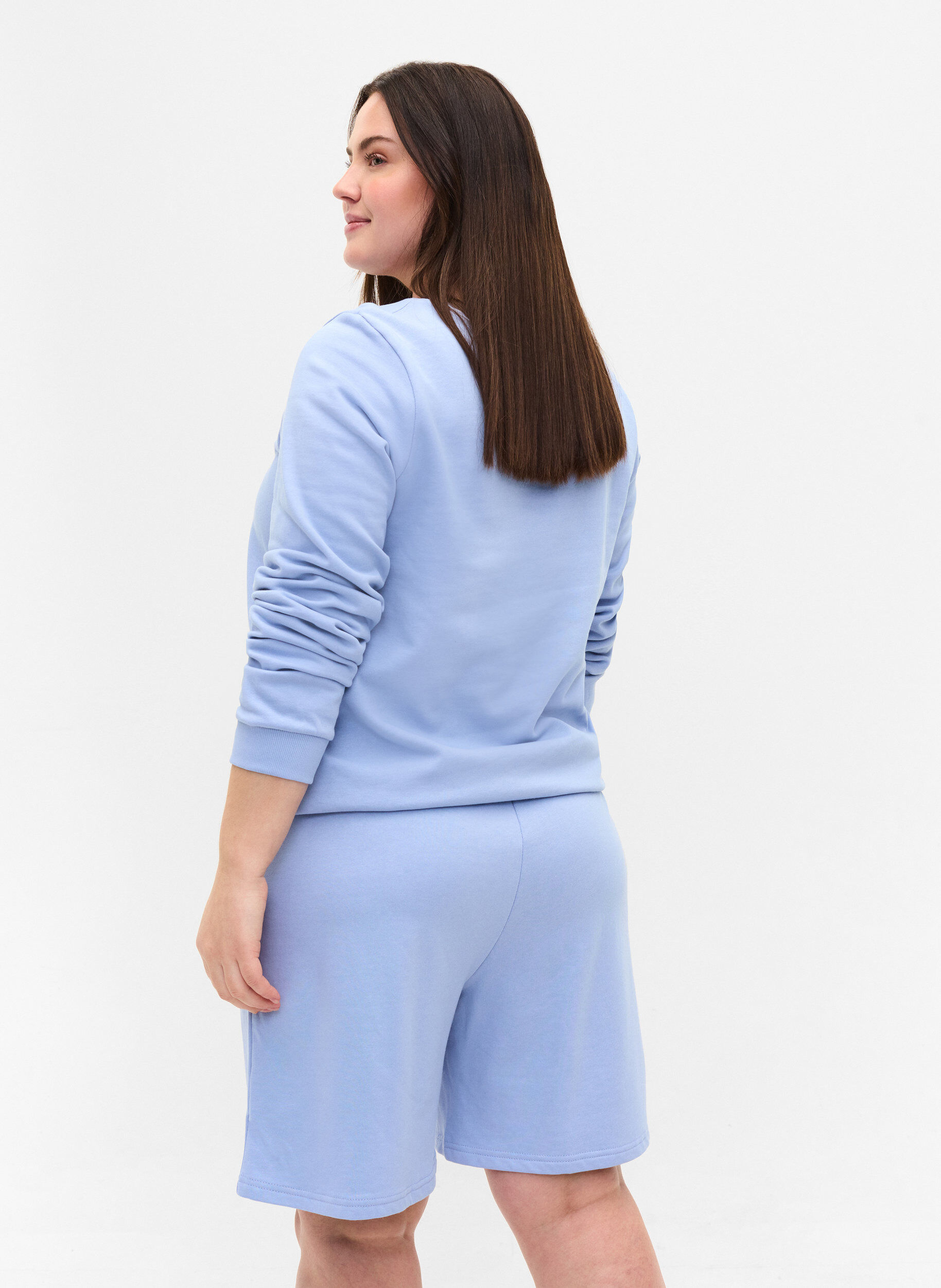 Zizzi Baumwollsweatshirt mit Textaufdruck, Blue Heron, Model image number 1