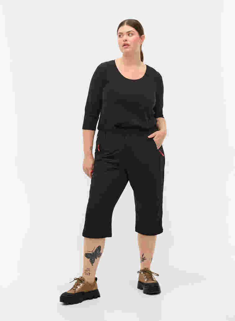 Hiking trousers with removable legs, Black, Model image number 2